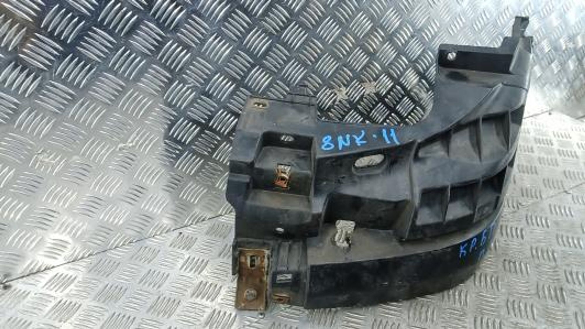 https://gcs.partsauto.market/rn-stockpro.appspot.com/thmbs/0bf748f976a0404ebfba497410f09b0c/bb5d83965cd8dade2d8a6445160ee92b/849fd502fcaf93e3bc14475746bd49c3.jpg
