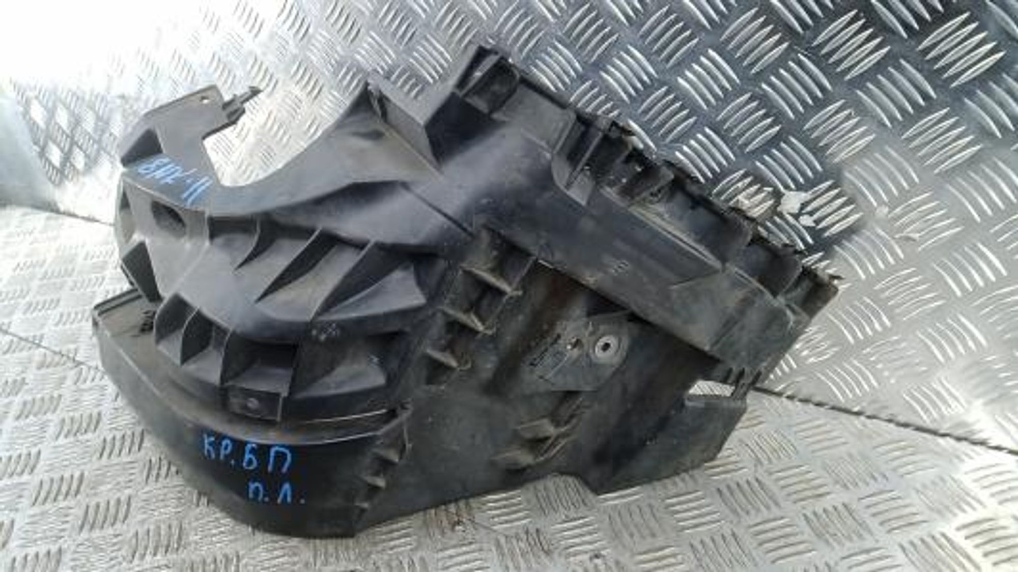 https://gcs.partsauto.market/rn-stockpro.appspot.com/thmbs/0bf748f976a0404ebfba497410f09b0c/bb5d83965cd8dade2d8a6445160ee92b/d6c0e26394dc2ccc6e8e27166546b2c7.jpg