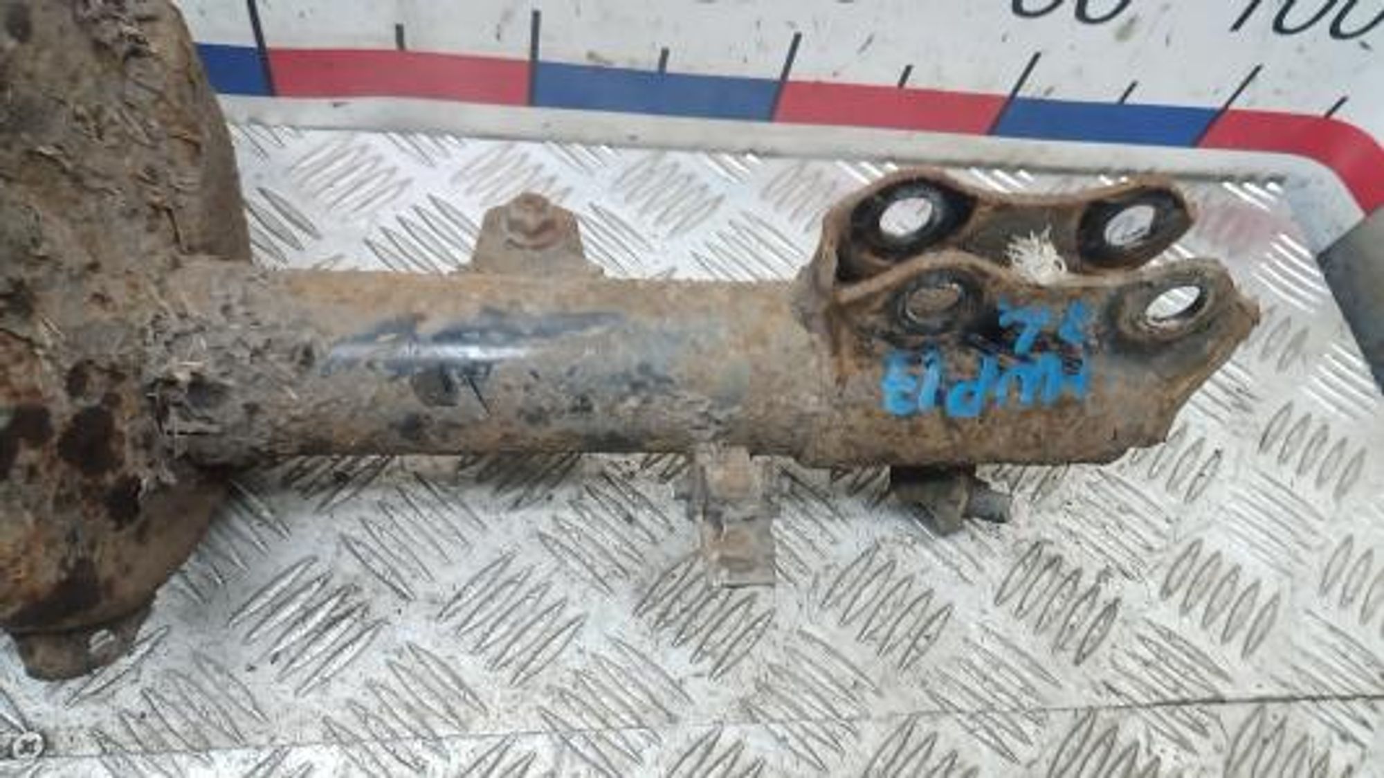 https://gcs.partsauto.market/rn-stockpro.appspot.com/thmbs/0bf748f976a0404ebfba497410f09b0c/d6ed0c650e8a1bbe84e28dbc80a73b59/a0592503aebaea635788e0c47a629775.jpg