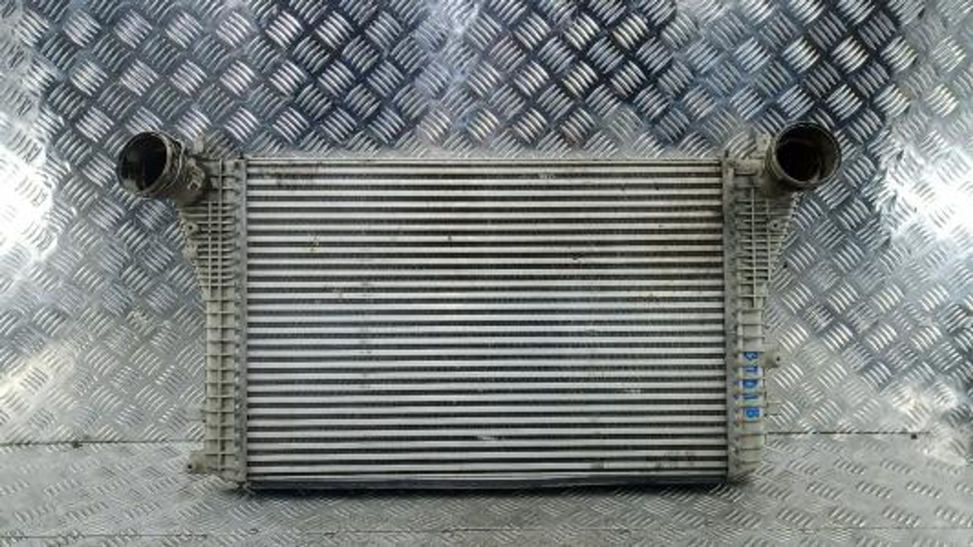 https://gcs.partsauto.market/rn-stockpro.appspot.com/thmbs/0bf748f976a0404ebfba497410f09b0c/dbe654167c0c669a06e9a2e6e1b609b0/fe38a6ad64491a556deb35979ebf6998.jpg