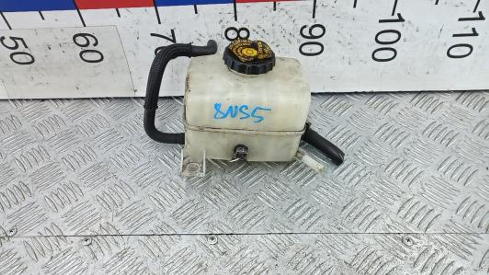 https://gcs.partsauto.market/rn-stockpro.appspot.com/thmbs/0bf748f976a0404ebfba497410f09b0c/e47238cd20ef53c331357c7aff5623d0/4f8e330d7df2f0e63207d87b0e4ecca0.jpg