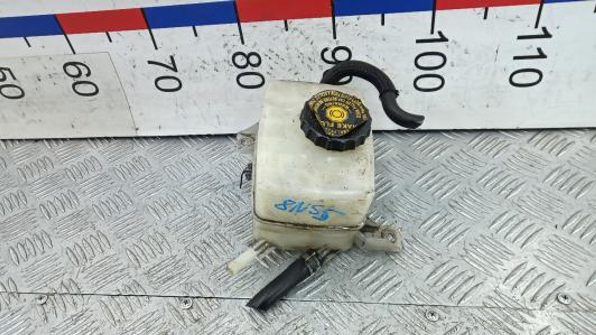 https://gcs.partsauto.market/rn-stockpro.appspot.com/thmbs/0bf748f976a0404ebfba497410f09b0c/e47238cd20ef53c331357c7aff5623d0/fa51a0dec4952c07b2c57d0396e8086e.jpg