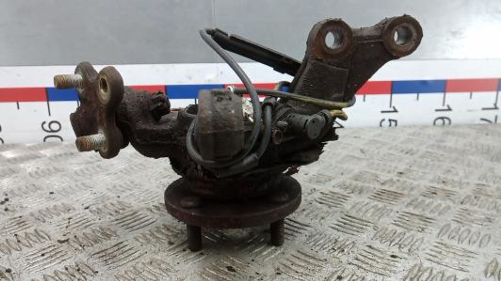 https://gcs.partsauto.market/rn-stockpro.appspot.com/thmbs/0bf748f976a0404ebfba497410f09b0c/e81aaf1b086ed49076277ebdc5d074a3/c3b43fa28dda72f462eaa7147998f8e9.jpg