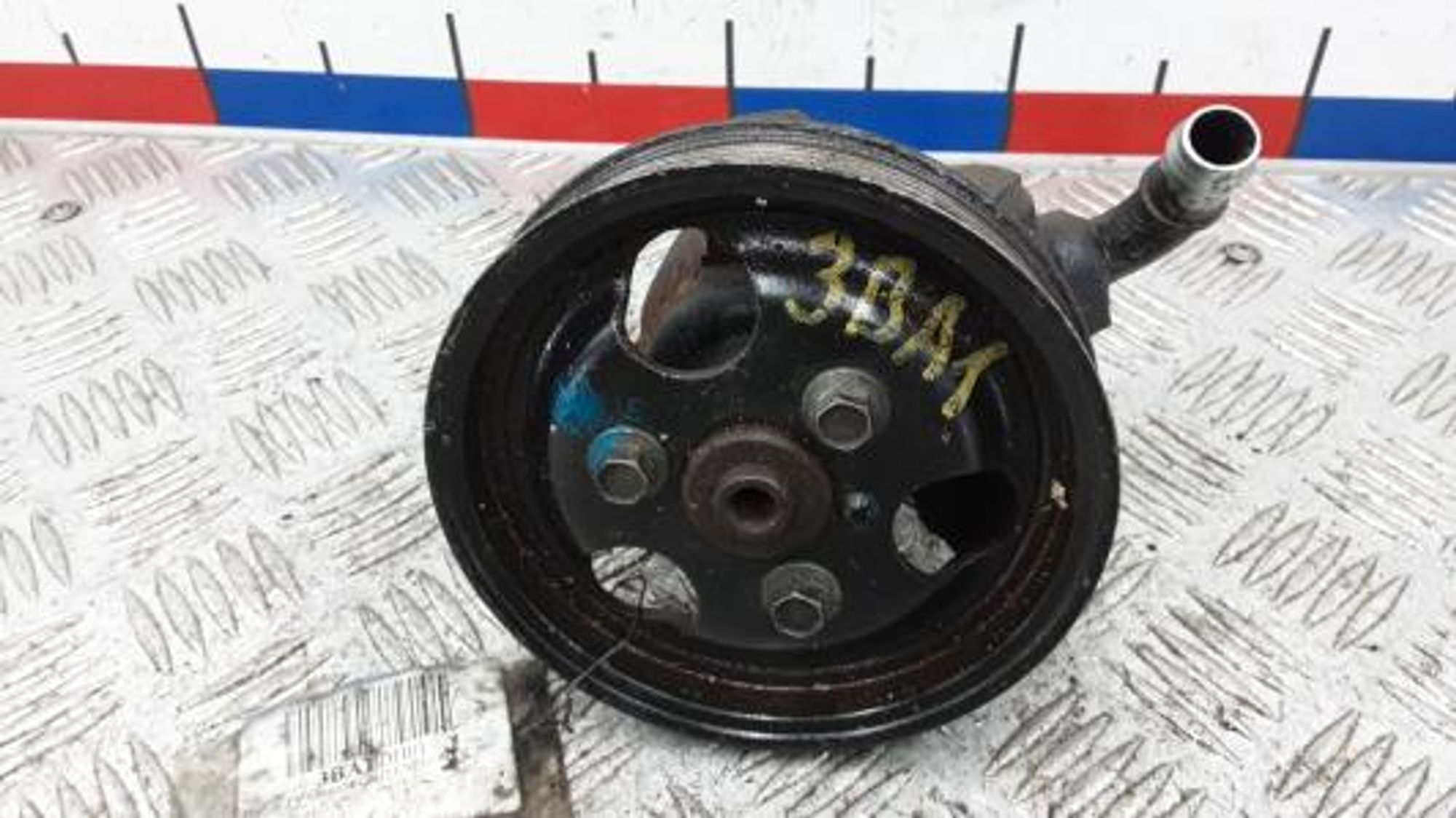https://gcs.partsauto.market/rn-stockpro.appspot.com/thmbs/0bf748f976a0404ebfba497410f09b0c/ffd606d57678cdbfad70441336af21c0/213b984eae6ba0f19537a49d7e960a78.jpg