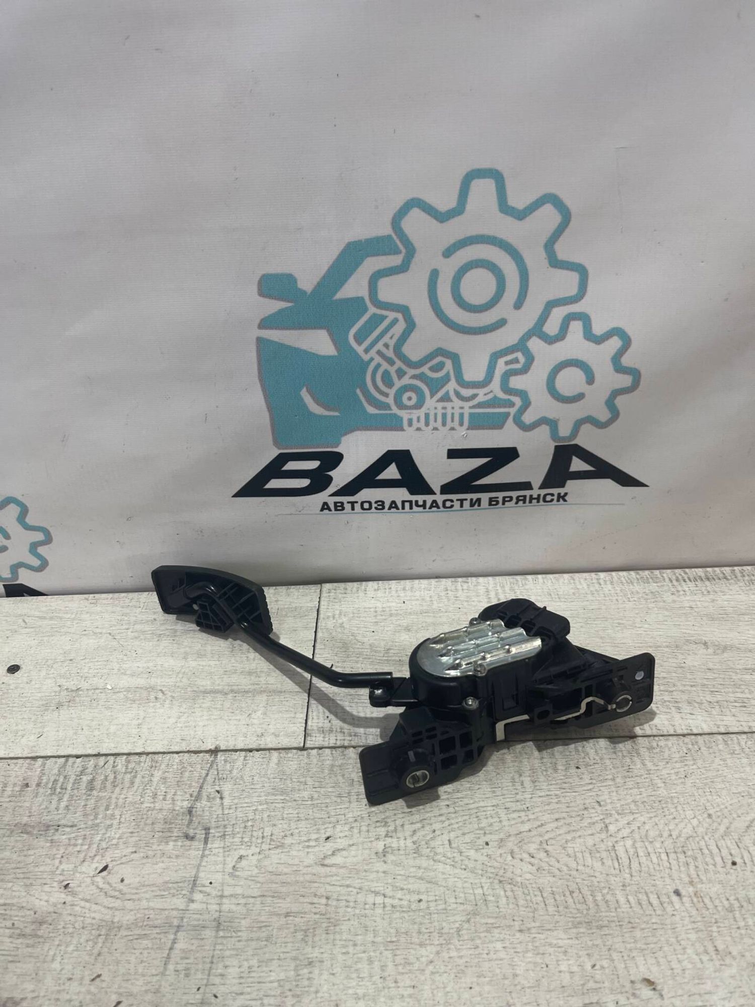 https://gcs.partsauto.market/rn-stockpro.appspot.com/thmbs/0d5a73f363ec19ea8b7d8d6483ce4211/077daeacd55cfdce1f8523dbe47b1c30/6a63b8ccec773274b29afb758cd65785.jpg
