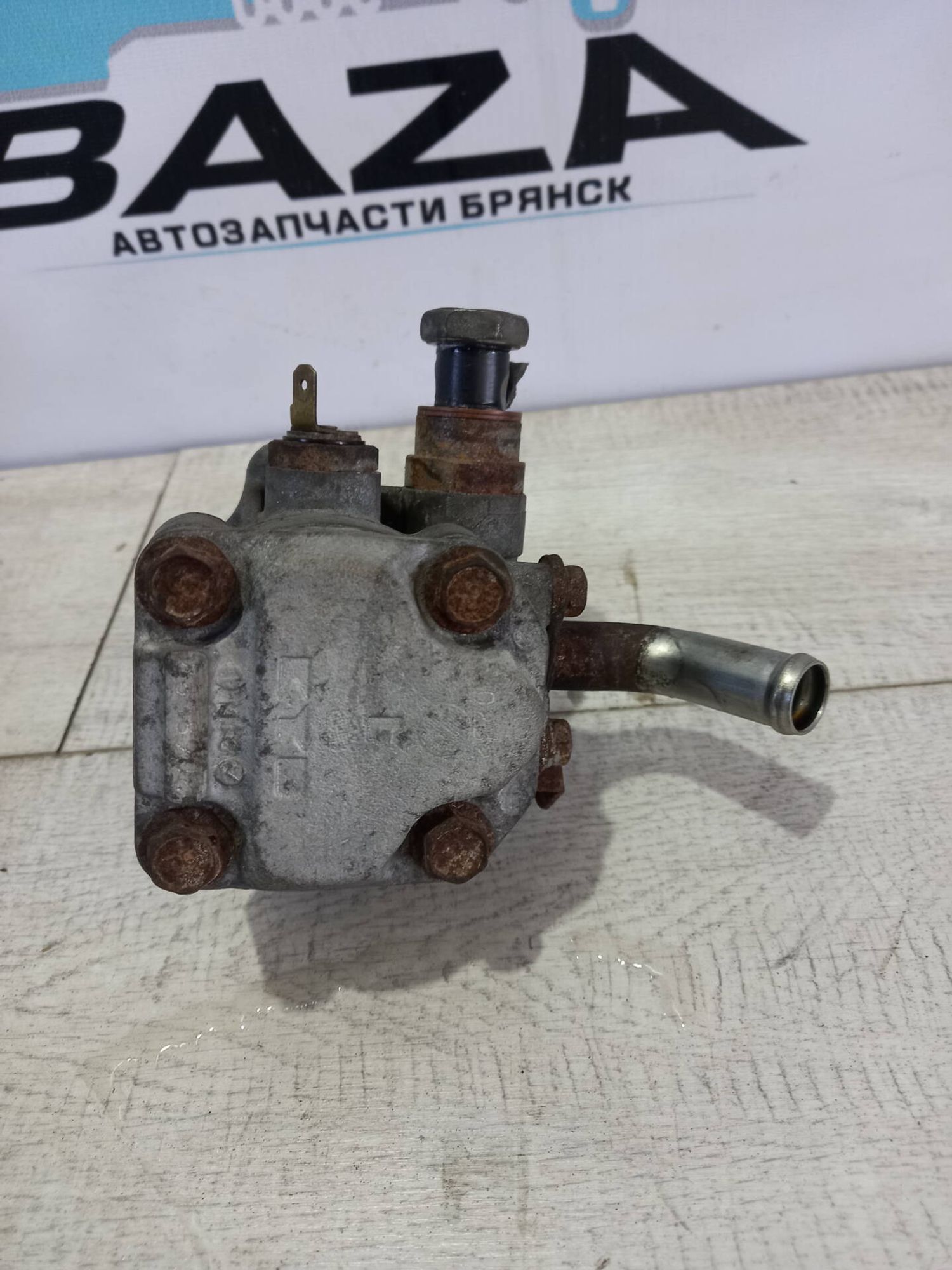 https://gcs.partsauto.market/rn-stockpro.appspot.com/thmbs/0d5a73f363ec19ea8b7d8d6483ce4211/1a36a6d8071b4badd261392df794e260/cec8c88cecd57f9fb8fe3cf8ef2e1076.jpg