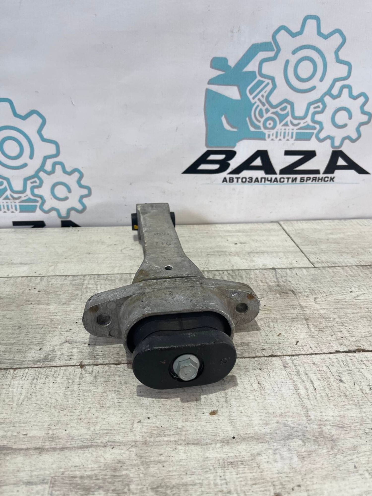 https://gcs.partsauto.market/rn-stockpro.appspot.com/thmbs/0d5a73f363ec19ea8b7d8d6483ce4211/29bf850825aa6516d8c11e16a9628d7f/3d382ca16e5ceff7b12575c622778de8.jpg