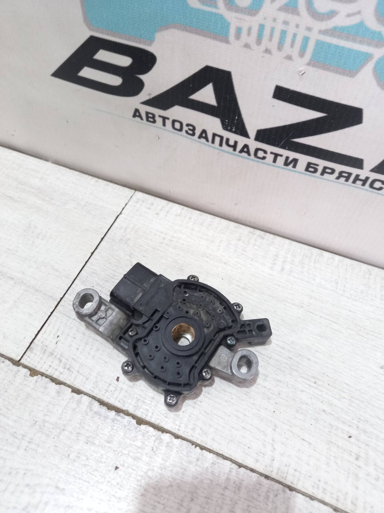 https://gcs.partsauto.market/rn-stockpro.appspot.com/thmbs/0d5a73f363ec19ea8b7d8d6483ce4211/2c1336292d1004680bbfb126a2e56ced/33d563ba489dc17b61557a6f6254a271.jpg