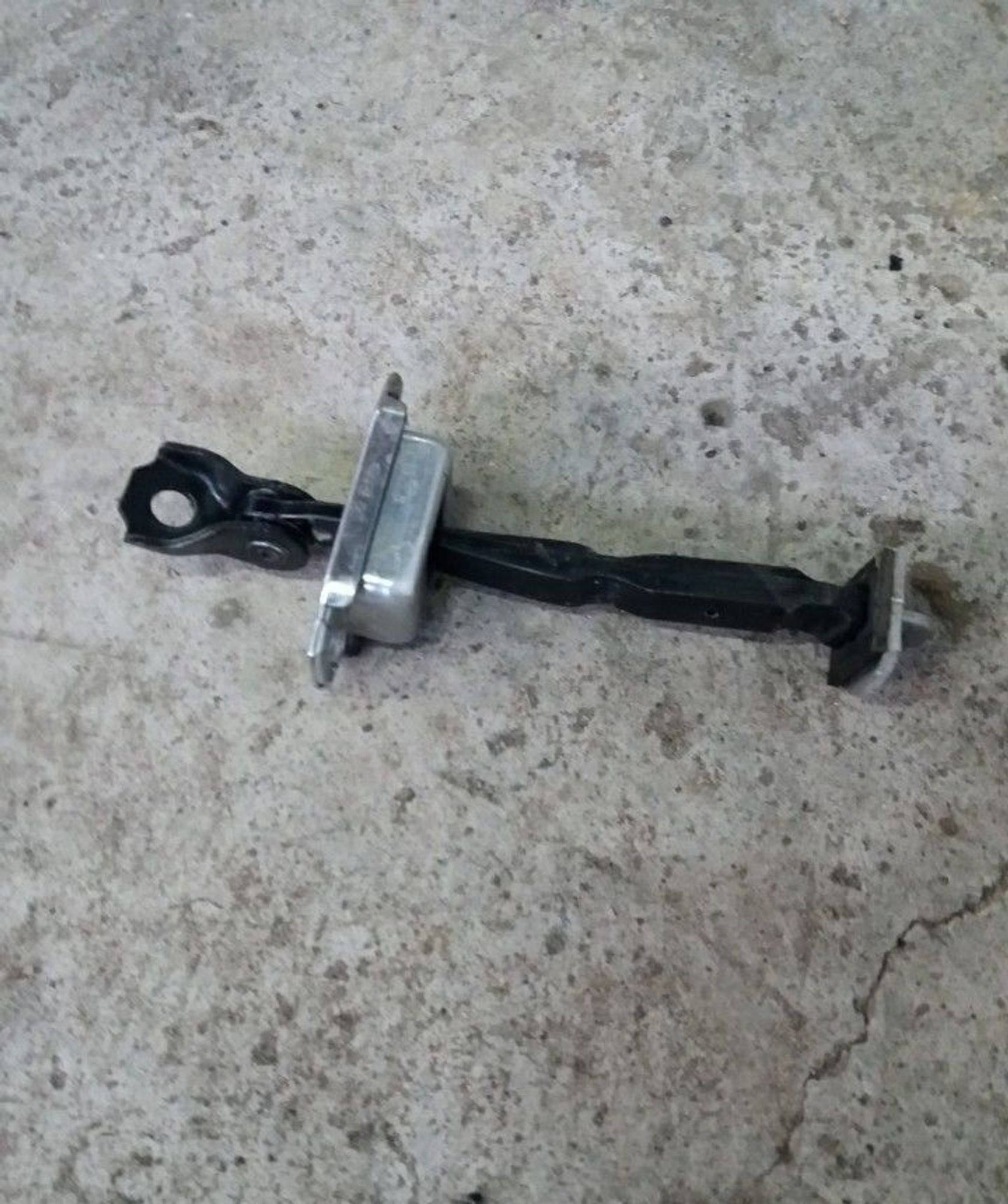 https://gcs.partsauto.market/rn-stockpro.appspot.com/thmbs/0d5a73f363ec19ea8b7d8d6483ce4211/3ba1b2b2a3762eade57963f61878bfc3/38625c6b7374abb5e69f9f1c5310c24e.jpg