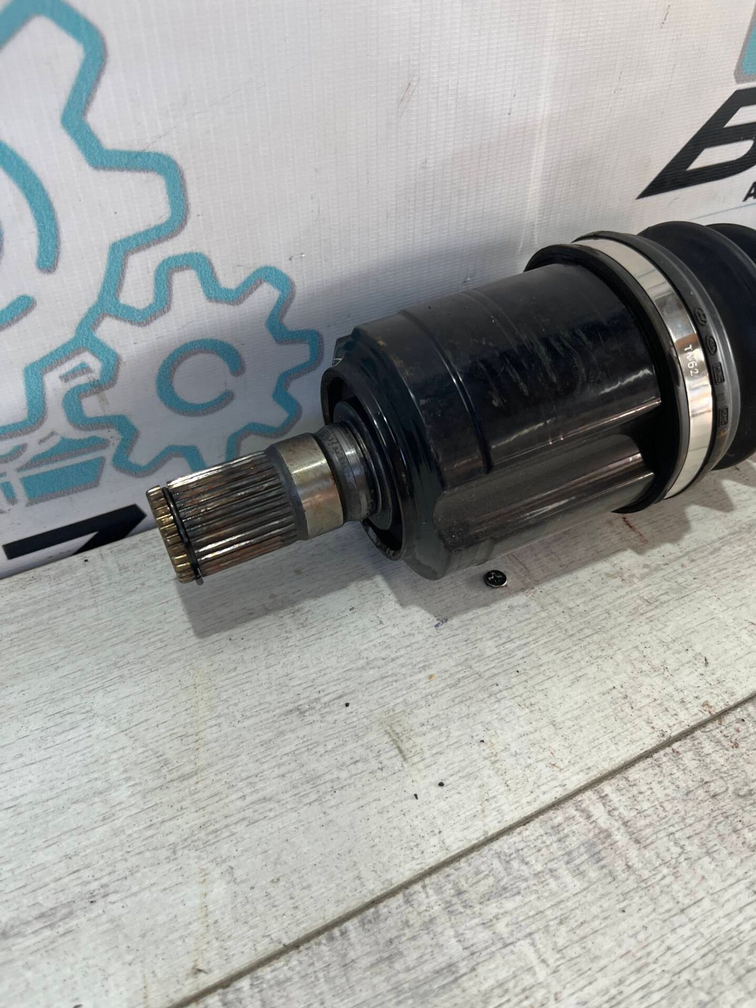 https://gcs.partsauto.market/rn-stockpro.appspot.com/thmbs/0d5a73f363ec19ea8b7d8d6483ce4211/3f399743aa3b379b7491050bc86825fd/78780a6f7c61ad326db51619665080d8.jpg
