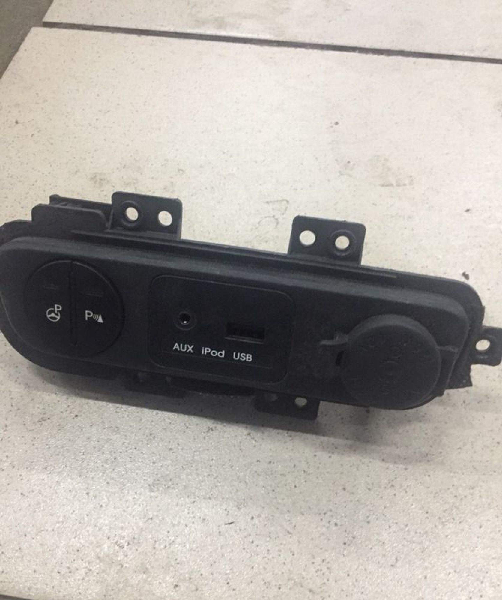 https://gcs.partsauto.market/rn-stockpro.appspot.com/thmbs/0d5a73f363ec19ea8b7d8d6483ce4211/68a72fbc6dca8a75c2405c7735474bee/79135e38480db304c294be1e206a4317.jpg