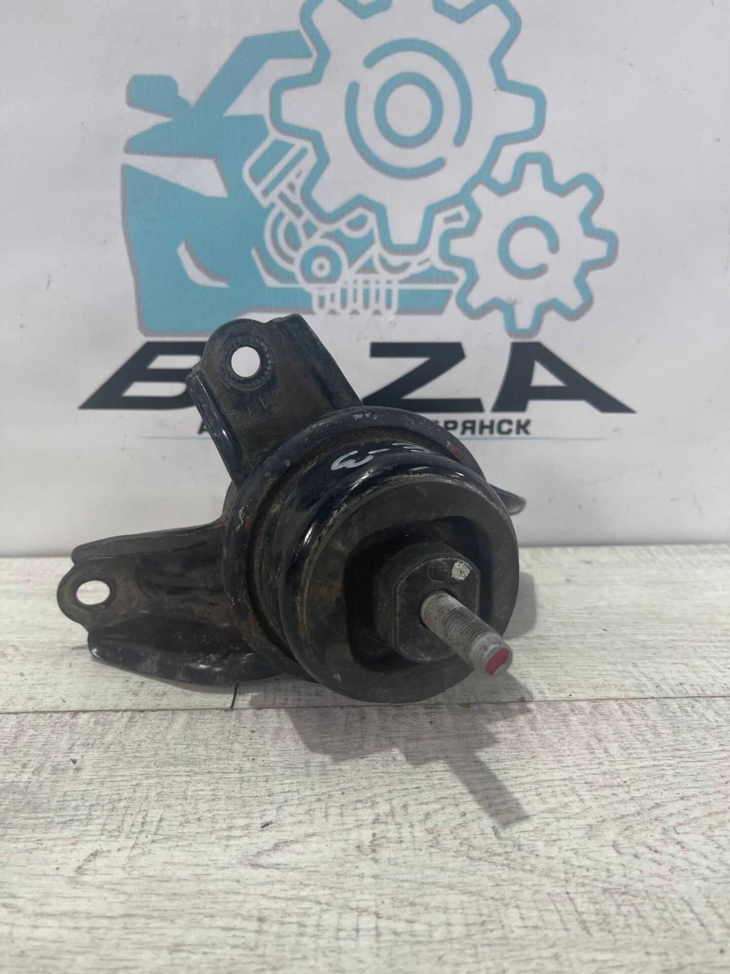https://gcs.partsauto.market/rn-stockpro.appspot.com/thmbs/0d5a73f363ec19ea8b7d8d6483ce4211/7068f2123c82d78655da4108c356c51e/3128ba6aab1283467e4c8e109f8e1487.jpg