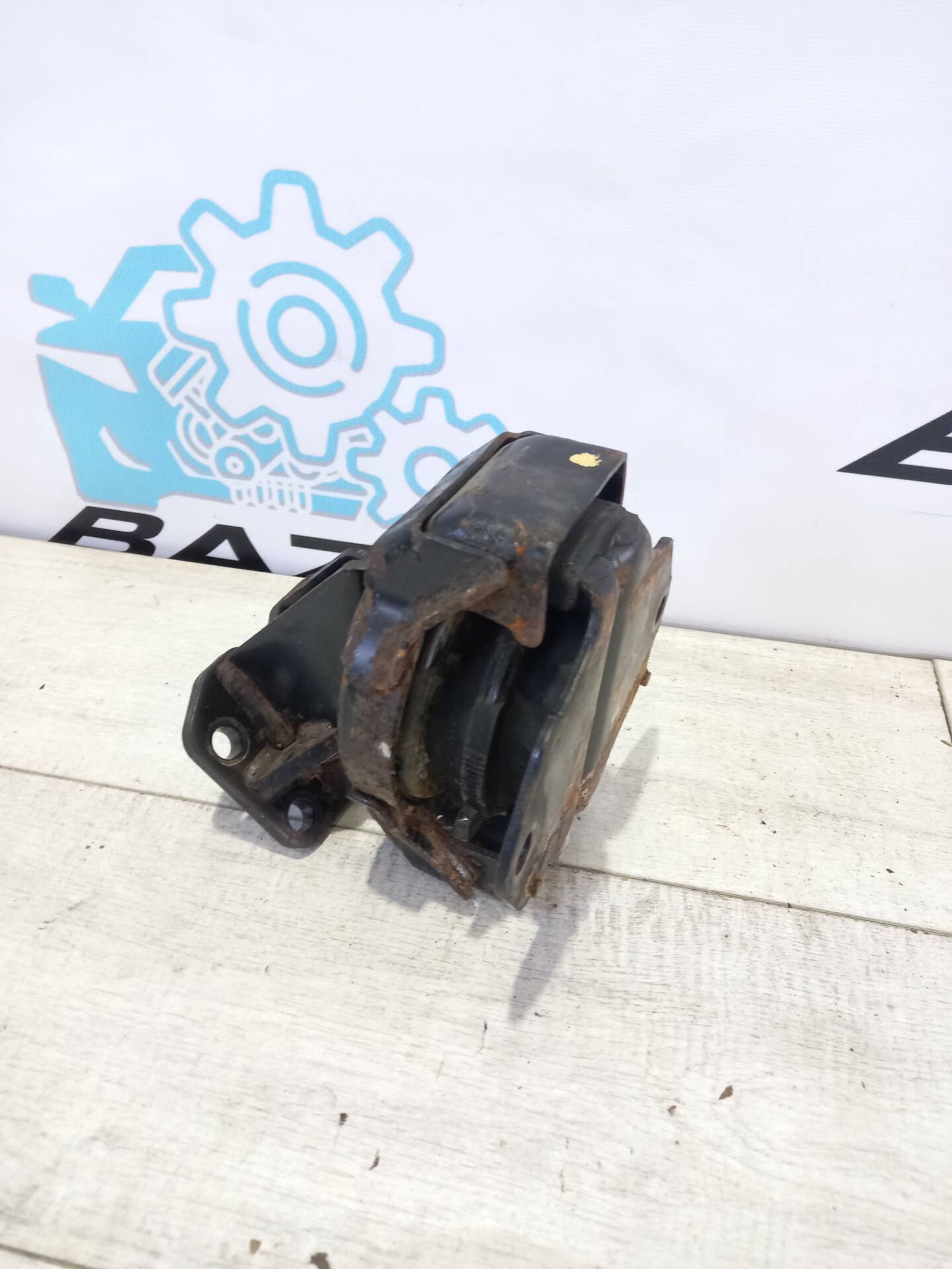 https://gcs.partsauto.market/rn-stockpro.appspot.com/thmbs/0d5a73f363ec19ea8b7d8d6483ce4211/fd4b65be7f2917e7657b2035de08bb77/80ef33b66707e2fbbef0aaa20a056b94.jpg