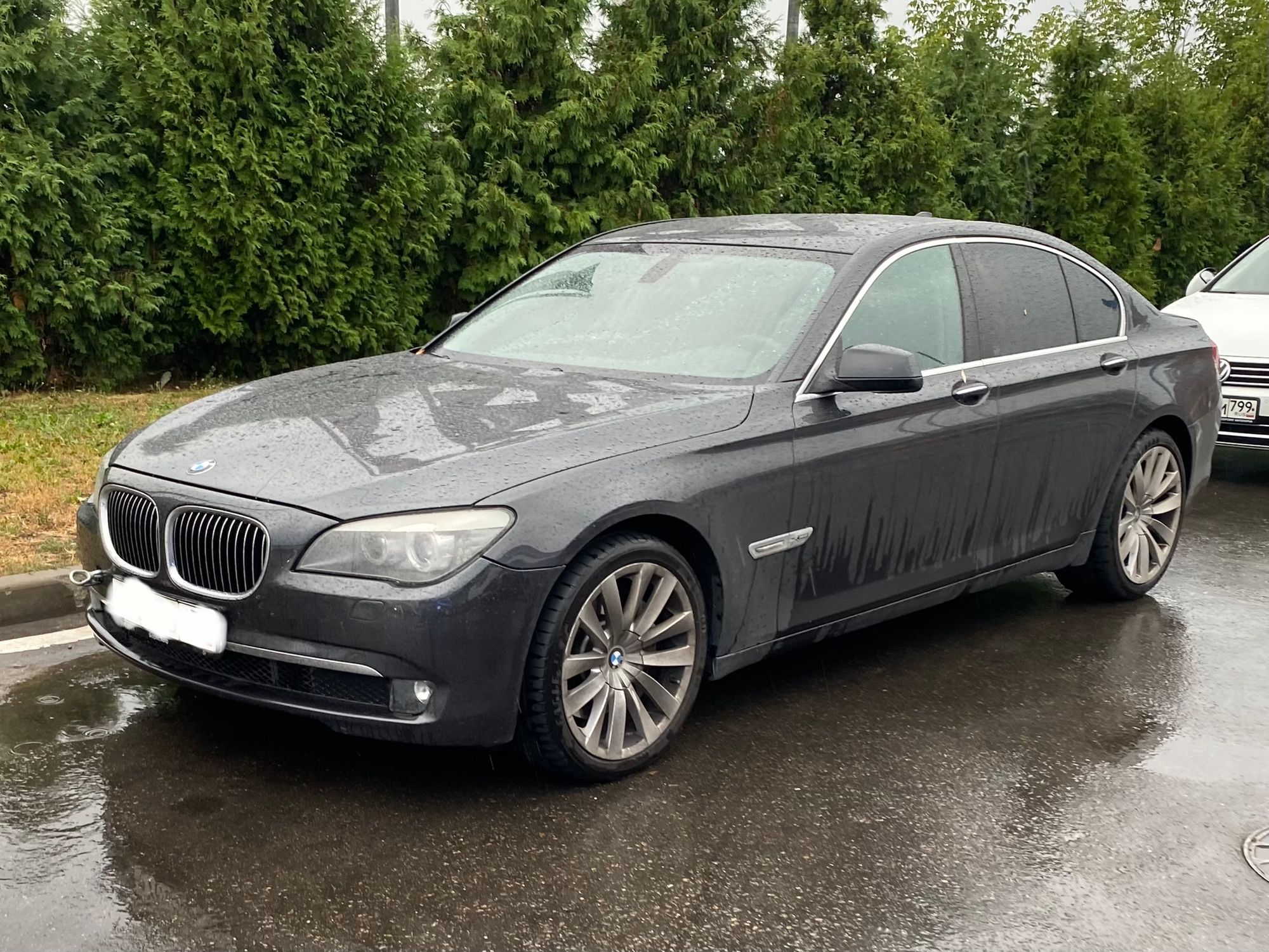 BMW 7 серия F01/F02/F04 2011