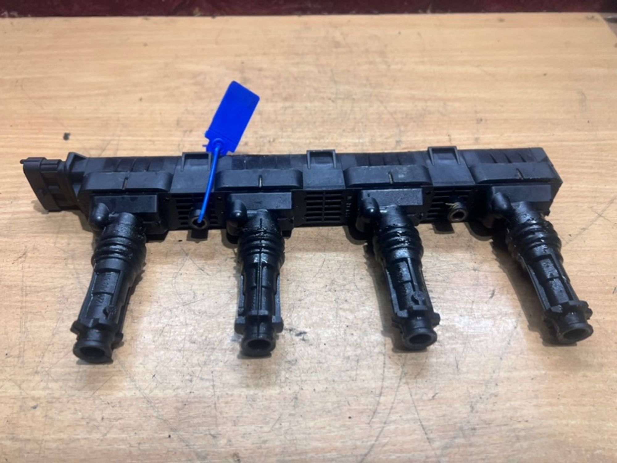 https://gcs.partsauto.market/rn-stockpro.appspot.com/thmbs/1d5ac0ca90fd23481ac0e960507cd727/0f7ec60ccd84c7256f5956dbe3776e8c/2718c353a4b67e76fc5a137cc2b16696.jpg