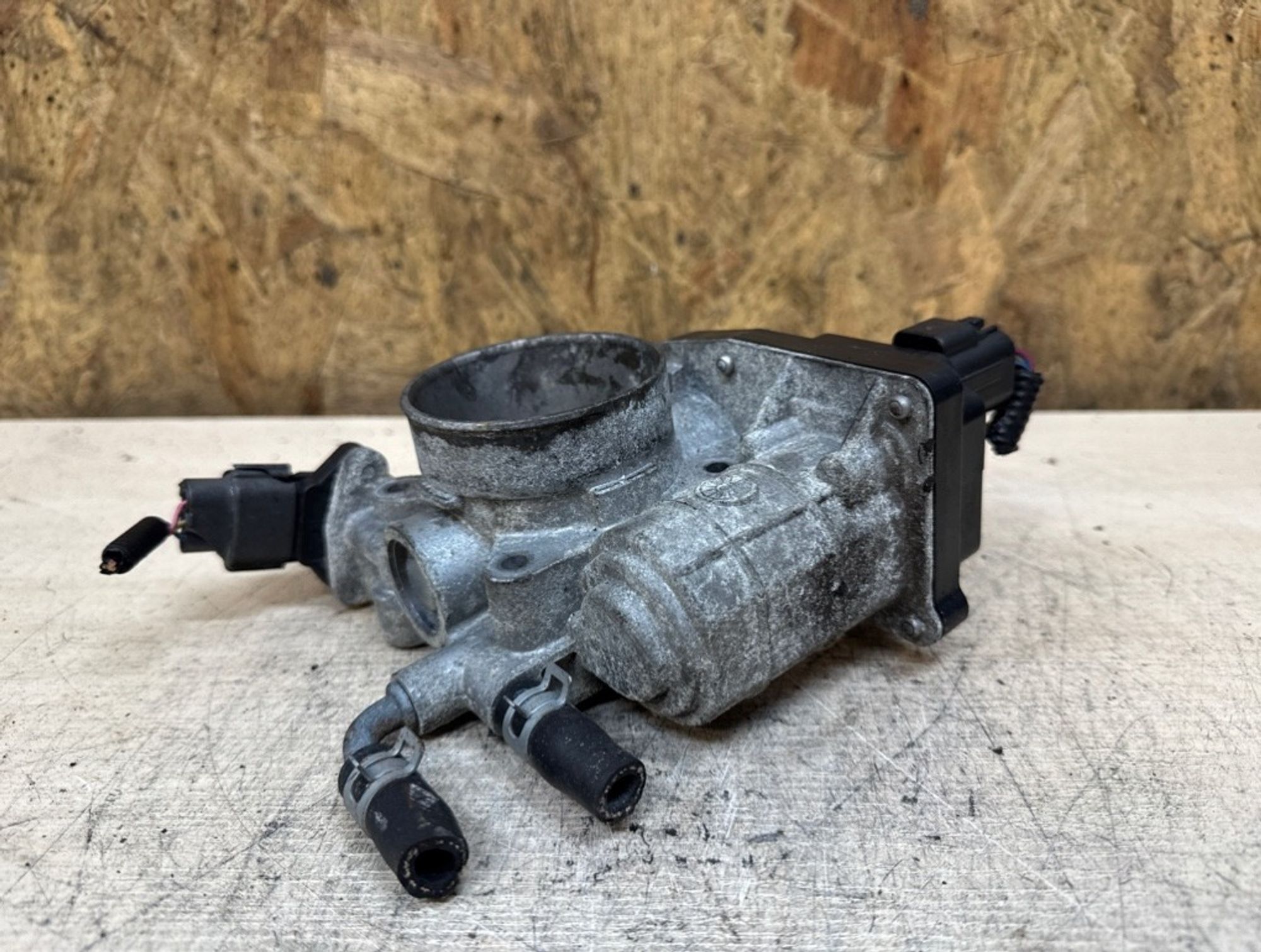 https://gcs.partsauto.market/rn-stockpro.appspot.com/thmbs/1d5ac0ca90fd23481ac0e960507cd727/1399f8aa810e145b2a31111ede7e04ce/cc824bf964154c08f2696f7e4831529f.jpg