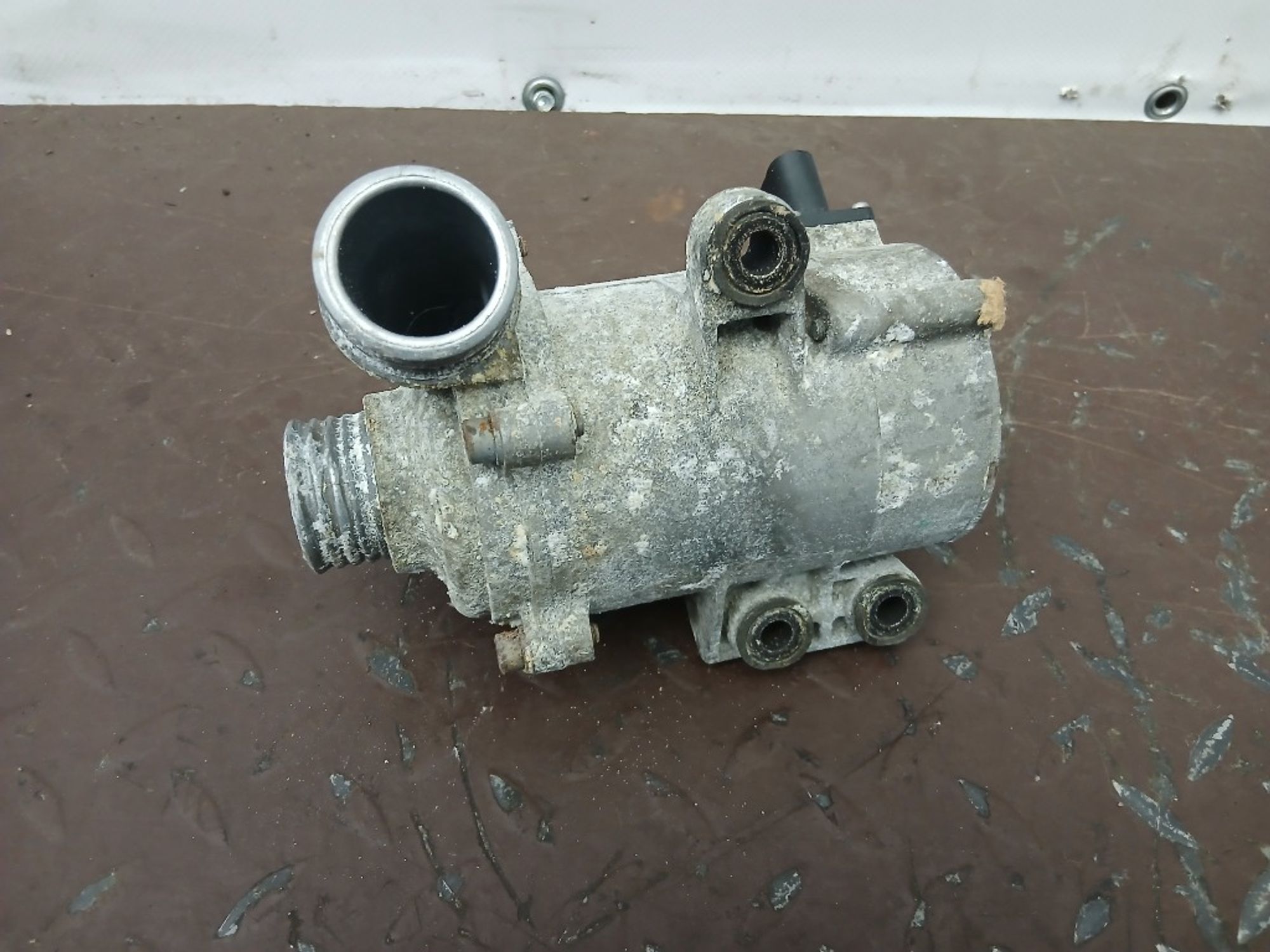 https://gcs.partsauto.market/rn-stockpro.appspot.com/thmbs/1d5ac0ca90fd23481ac0e960507cd727/13d8668277144da6409ac1c61dc4f1a4/6106dfa5db345269fbcd41b6a9c23a84.jpg