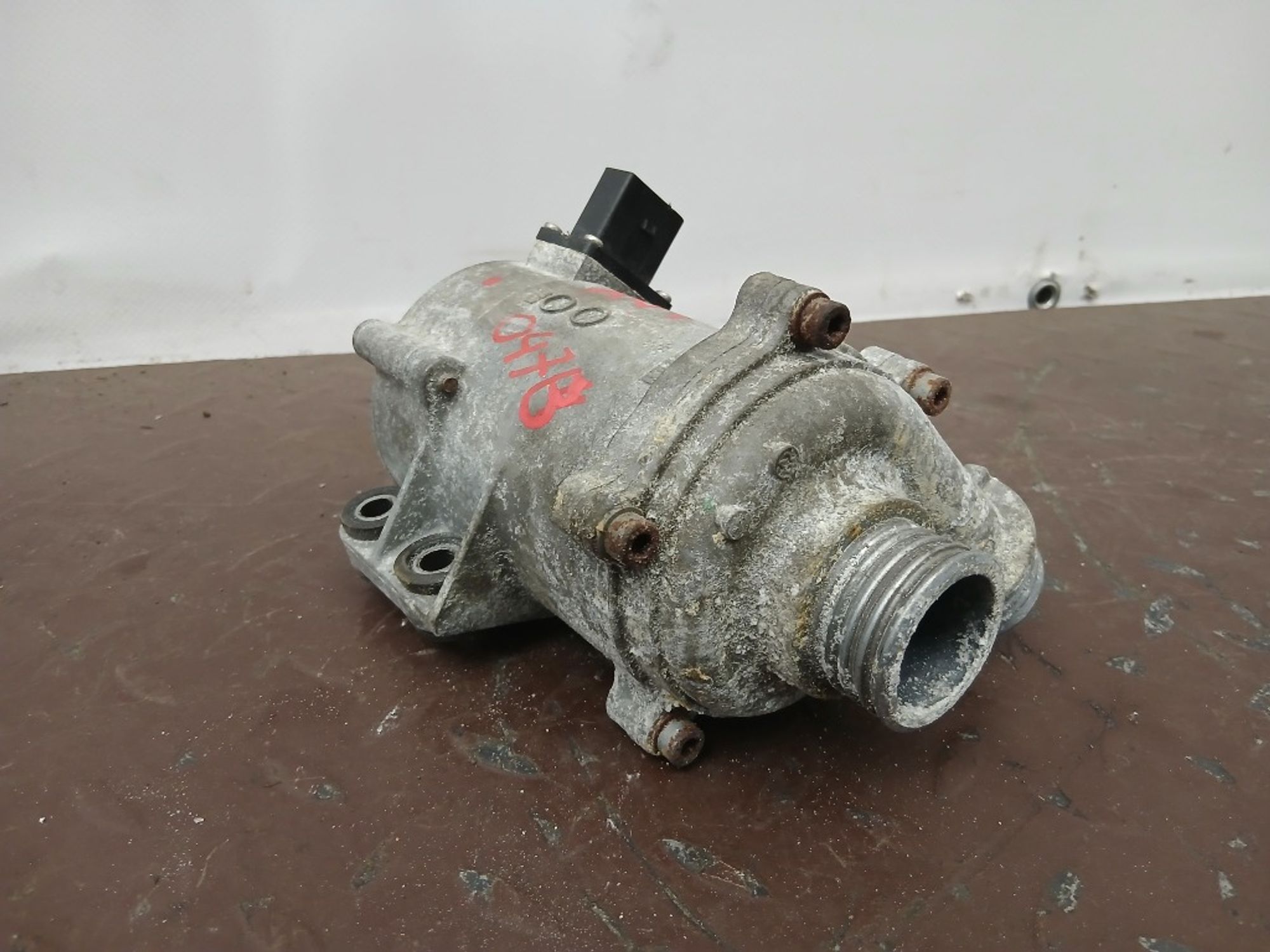 https://gcs.partsauto.market/rn-stockpro.appspot.com/thmbs/1d5ac0ca90fd23481ac0e960507cd727/13d8668277144da6409ac1c61dc4f1a4/9756b9dc06c2d8322c525dabdad0ee73.jpg