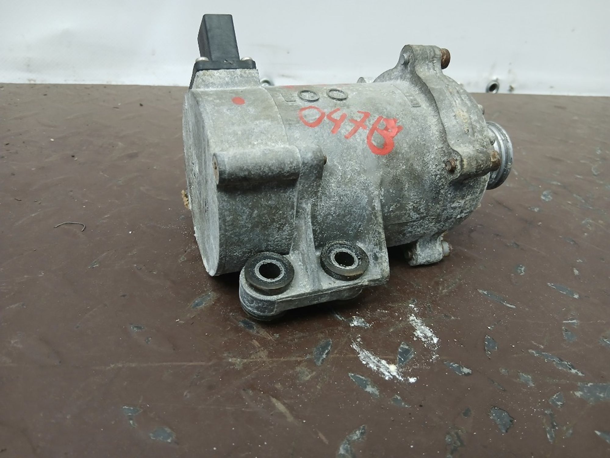 https://gcs.partsauto.market/rn-stockpro.appspot.com/thmbs/1d5ac0ca90fd23481ac0e960507cd727/13d8668277144da6409ac1c61dc4f1a4/eaf078bc9dfaeb05861164394d55215f.jpg