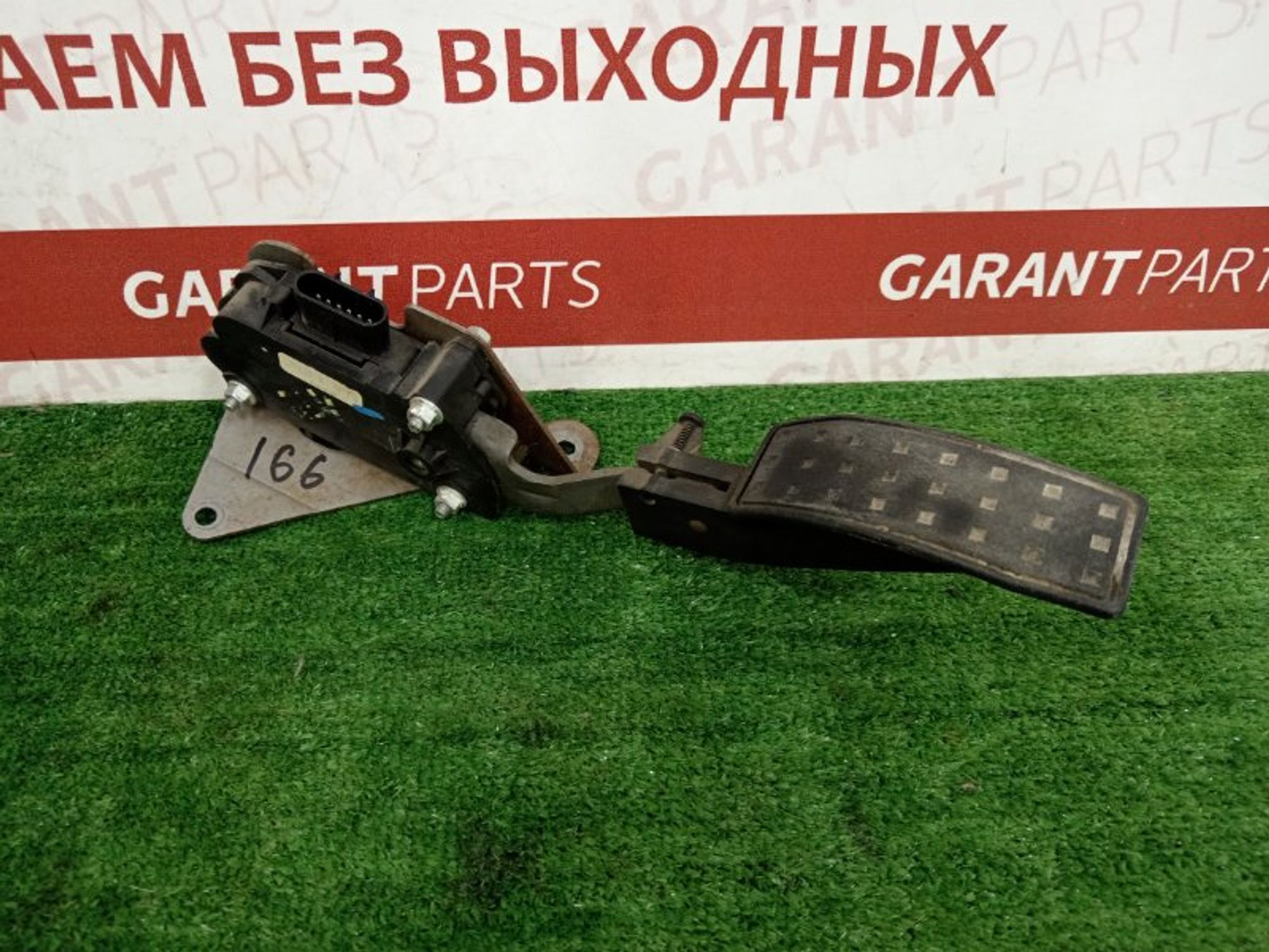 Педаль газа Cadillac Cts 2 3.6 LLT 2008
