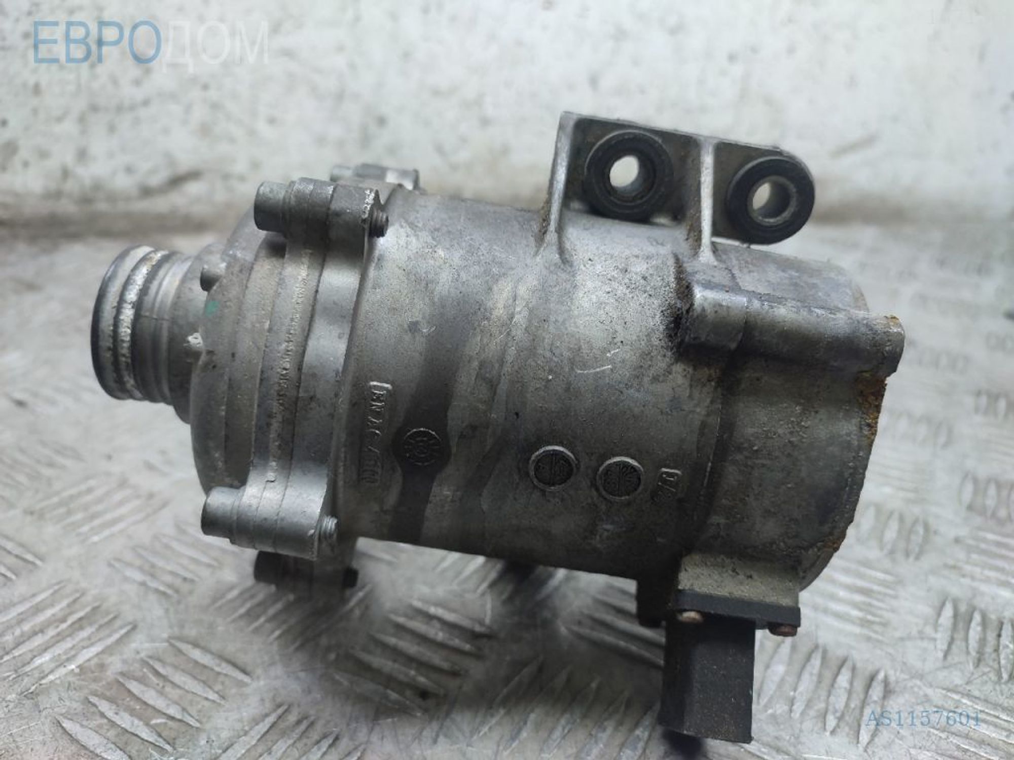 https://gcs.partsauto.market/rn-stockpro.appspot.com/thmbs/3237d7da8dc2136f56140620af6d0874/01e6bc0fb849513a0b3386afc711da42/868163ceb2d162ec88a34be41a3c13a4.jpg