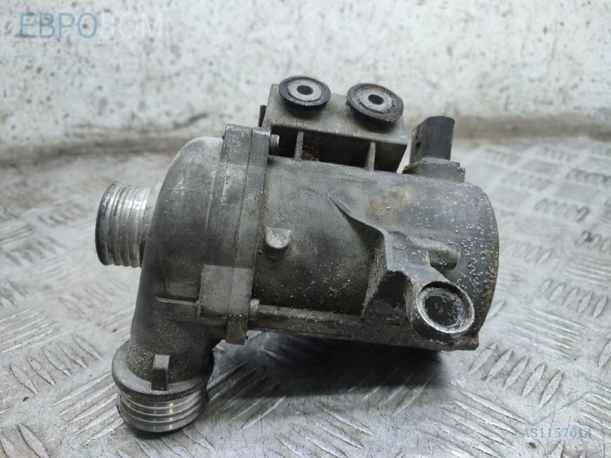 https://gcs.partsauto.market/rn-stockpro.appspot.com/thmbs/3237d7da8dc2136f56140620af6d0874/03be798605f419f0614ed8f4f7ecdd67/c6983a9bbf2d4e8254a7e68f2f4e73fe.jpg