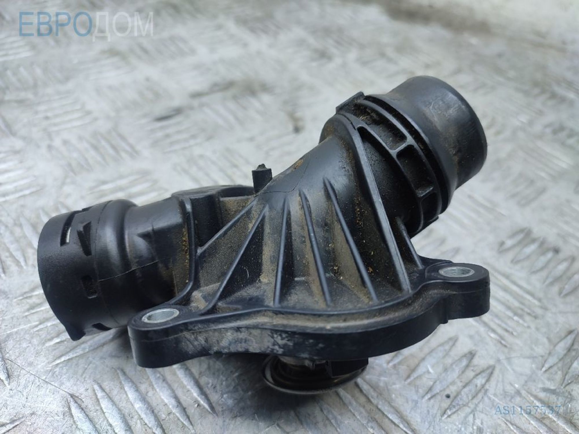 https://gcs.partsauto.market/rn-stockpro.appspot.com/thmbs/3237d7da8dc2136f56140620af6d0874/07b738f158e6a76ba5e658c798104493/e8d3ad9ef47aaf4fde0280cbe67d82ef.jpg