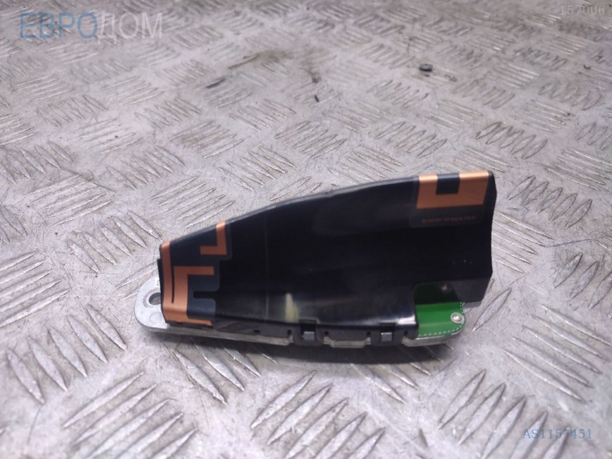 https://gcs.partsauto.market/rn-stockpro.appspot.com/thmbs/3237d7da8dc2136f56140620af6d0874/0b0b2a54963a1ac882c3e0c9233bd95c/1fda146b15c6b2eeebacd712d6bb309b.jpg