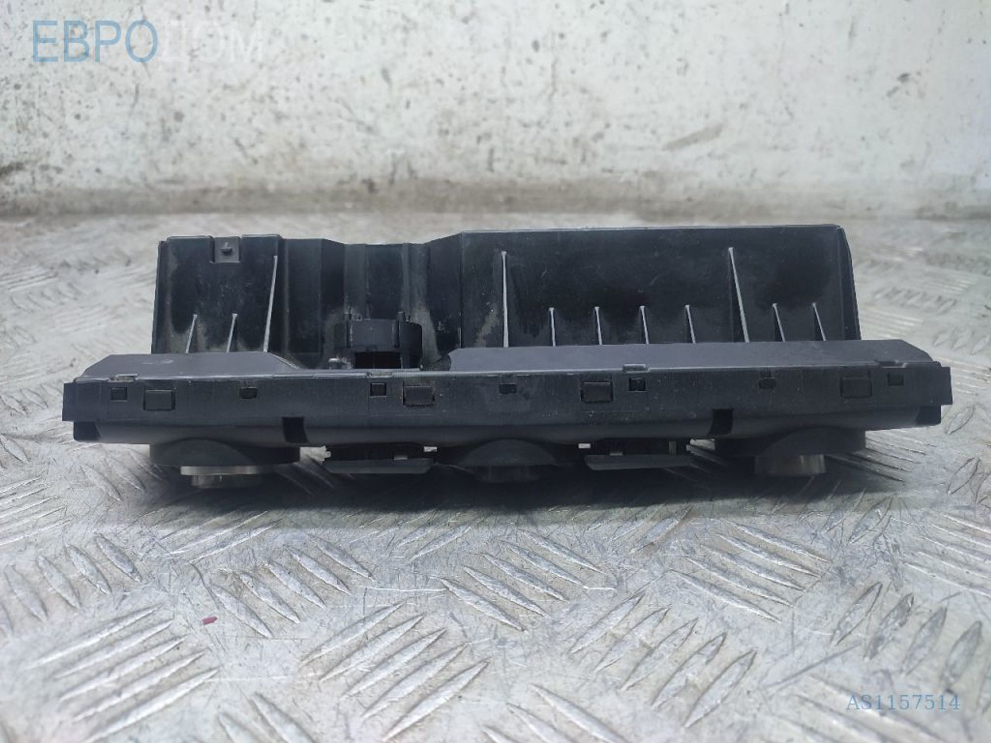 https://gcs.partsauto.market/rn-stockpro.appspot.com/thmbs/3237d7da8dc2136f56140620af6d0874/0c13f53b97775449e41c8e7d41a171dc/6f21af95178a39c2ca17fb454671cb52.jpg