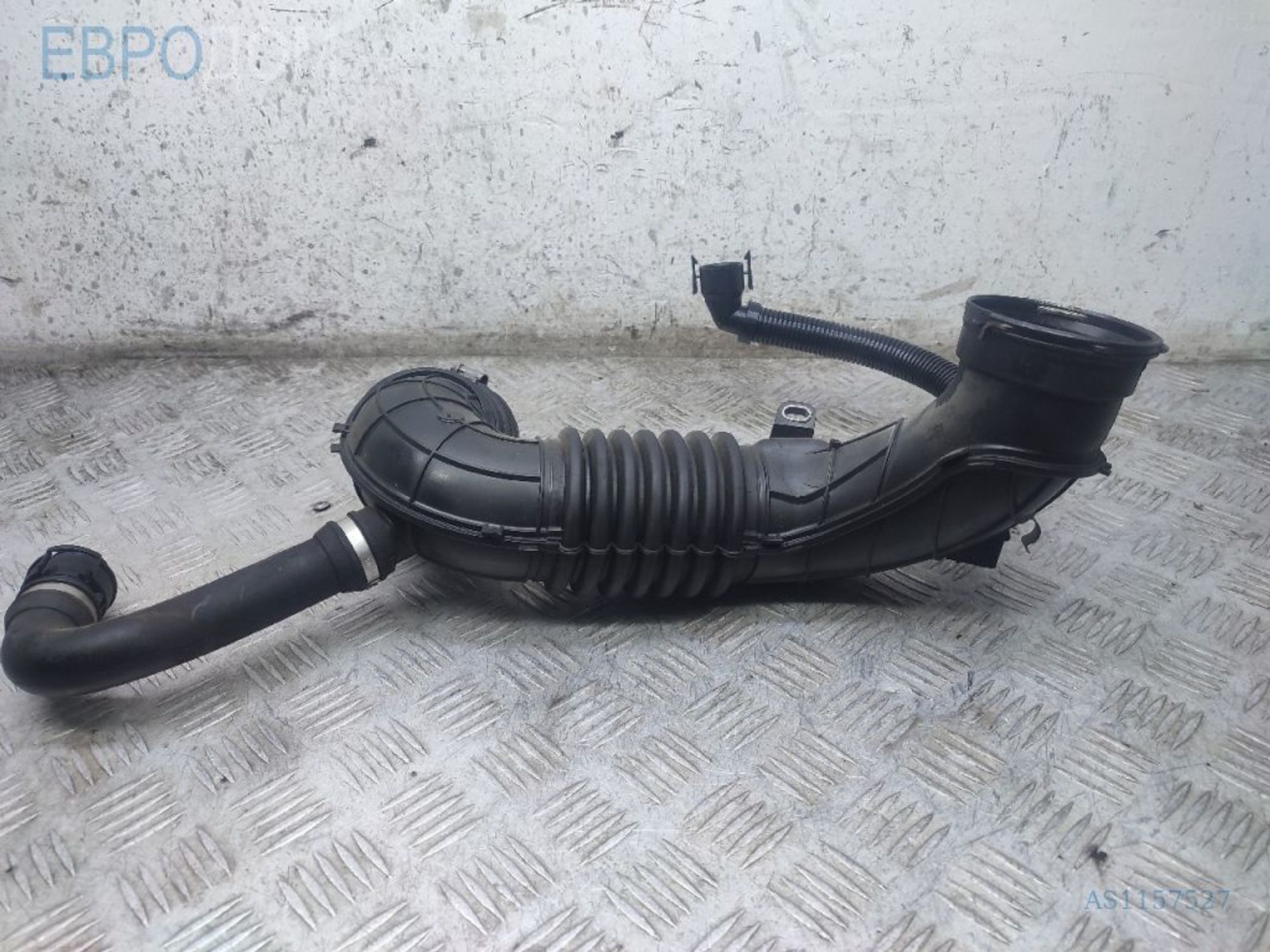 https://gcs.partsauto.market/rn-stockpro.appspot.com/thmbs/3237d7da8dc2136f56140620af6d0874/1102fc052d8fe41fdce1963ec6b6fbed/5cfb28359caf1533d7ebabbe70b816e1.jpg