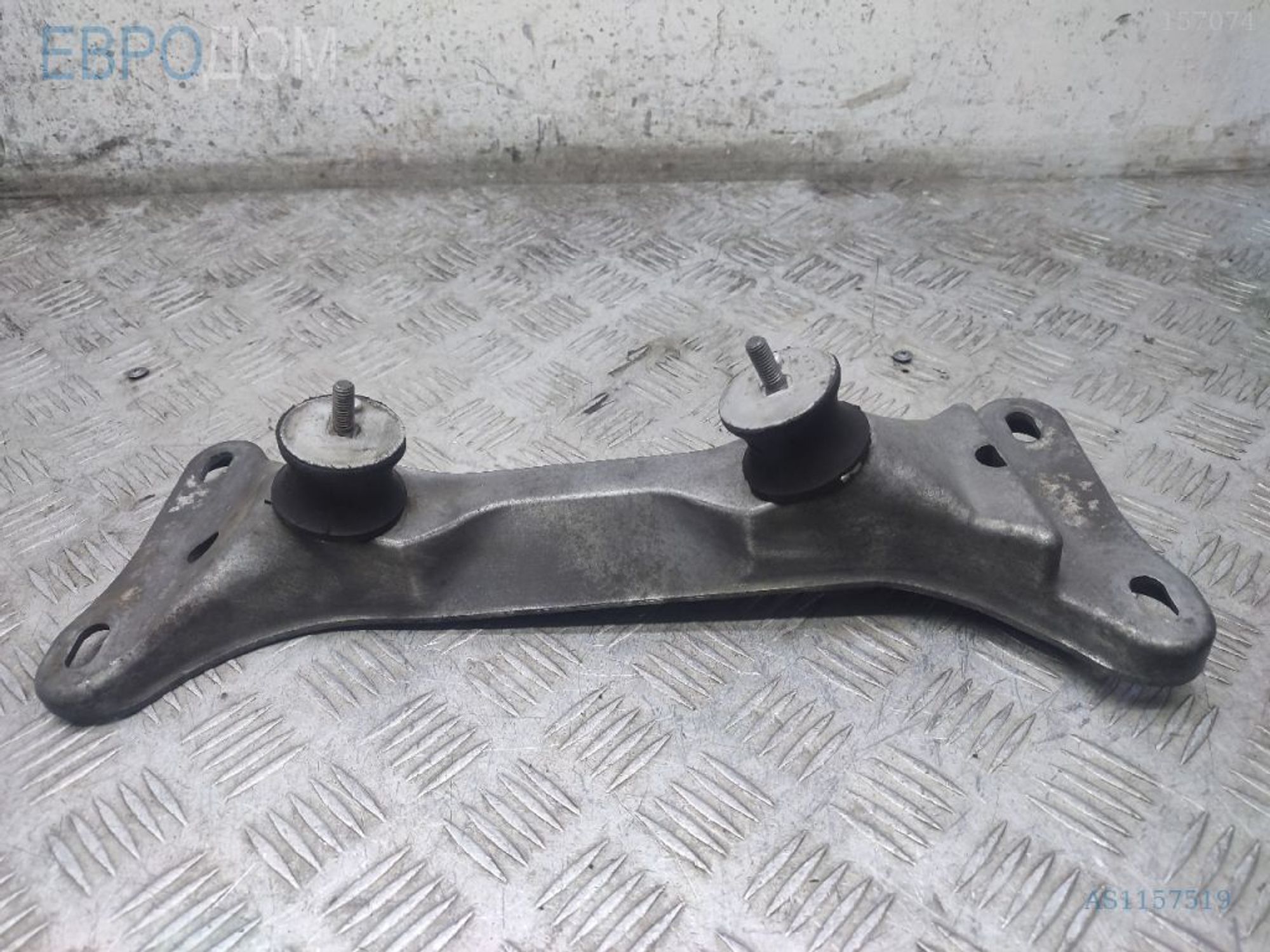 https://gcs.partsauto.market/rn-stockpro.appspot.com/thmbs/3237d7da8dc2136f56140620af6d0874/113338a33ead73414fe214d22eb59ea0/3bafac737c171dcc4c1b645cbc8bdc3f.jpg