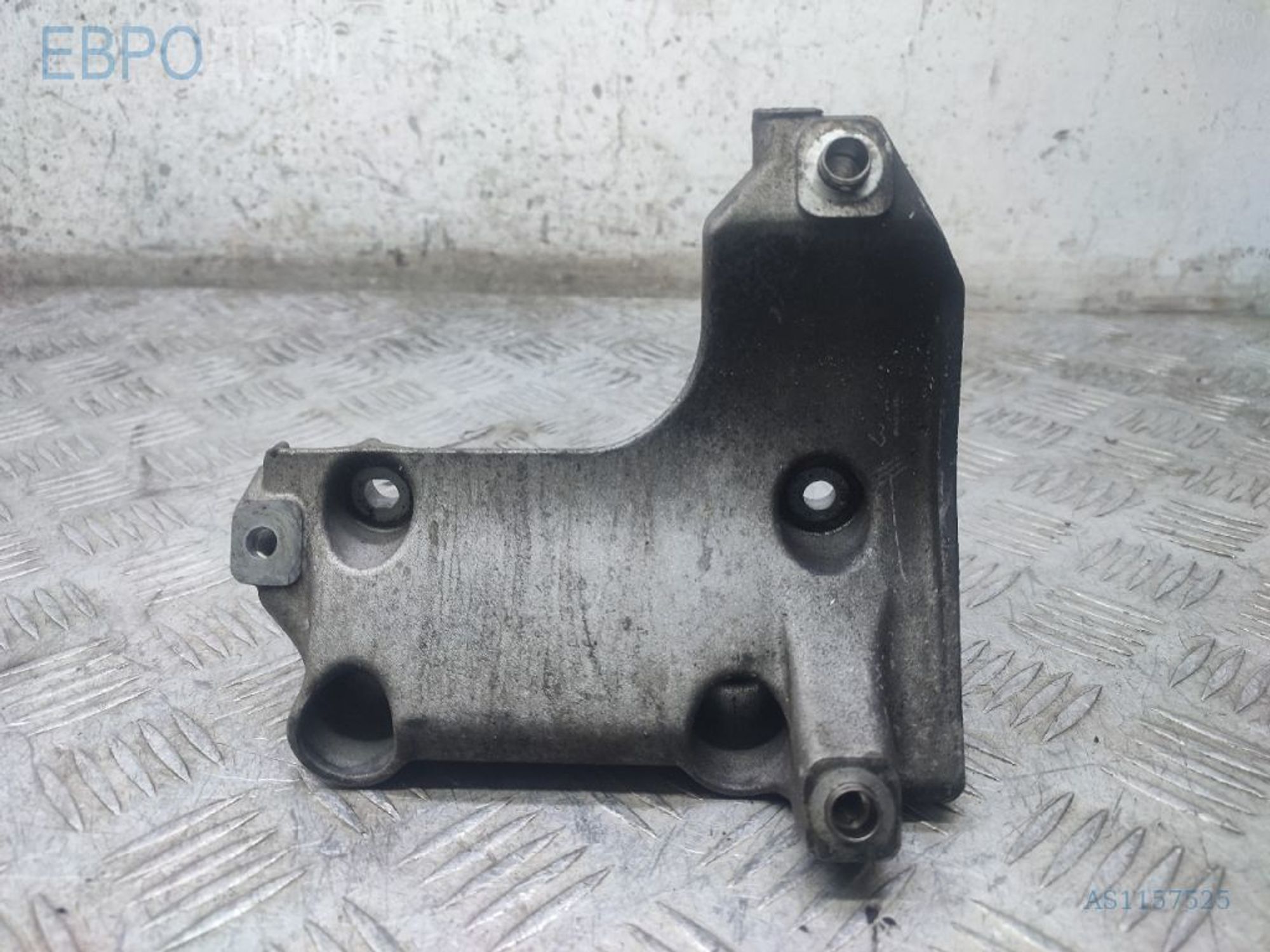 https://gcs.partsauto.market/rn-stockpro.appspot.com/thmbs/3237d7da8dc2136f56140620af6d0874/2ef9110c3586736c166a30d054eea429/a0bc84ed7c20c8e72589ccd1a4da4175.jpg