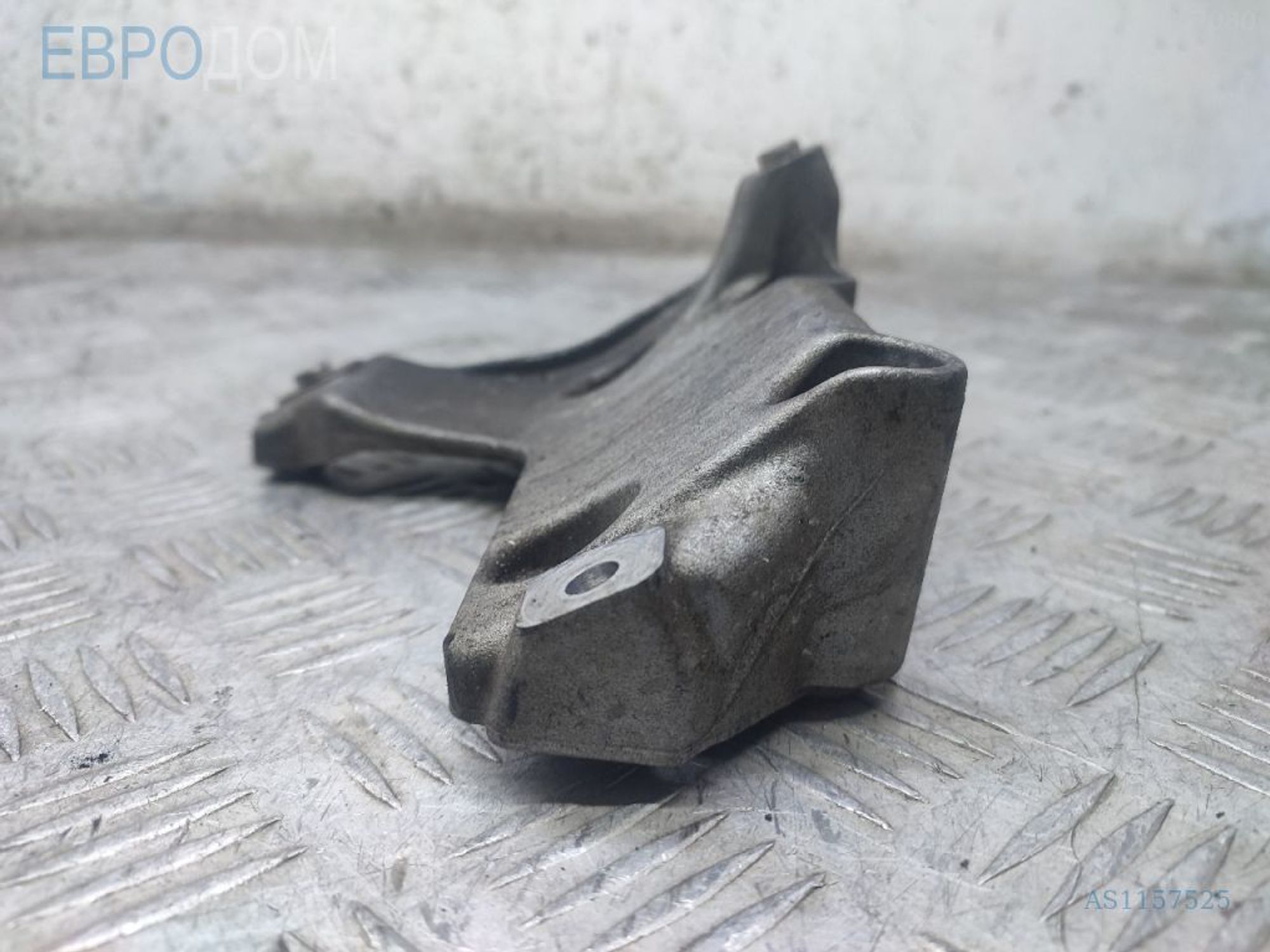 https://gcs.partsauto.market/rn-stockpro.appspot.com/thmbs/3237d7da8dc2136f56140620af6d0874/2ef9110c3586736c166a30d054eea429/a7f1294dc1dbc789e8762357bff0afa7.jpg
