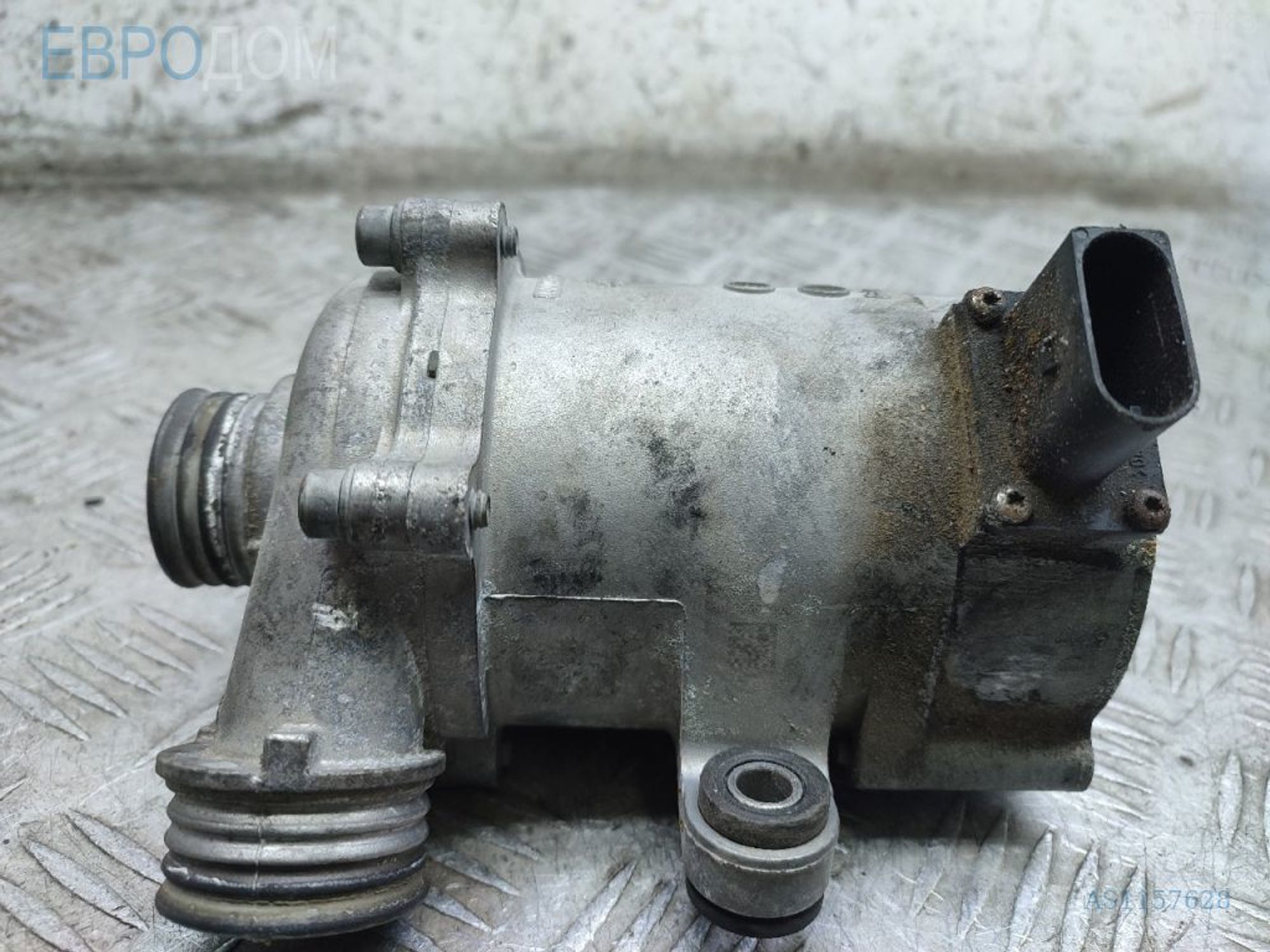 https://gcs.partsauto.market/rn-stockpro.appspot.com/thmbs/3237d7da8dc2136f56140620af6d0874/37902a03aee6ea2a6570068f038f5337/878cff12f95421758ebd6896a080e315.jpg