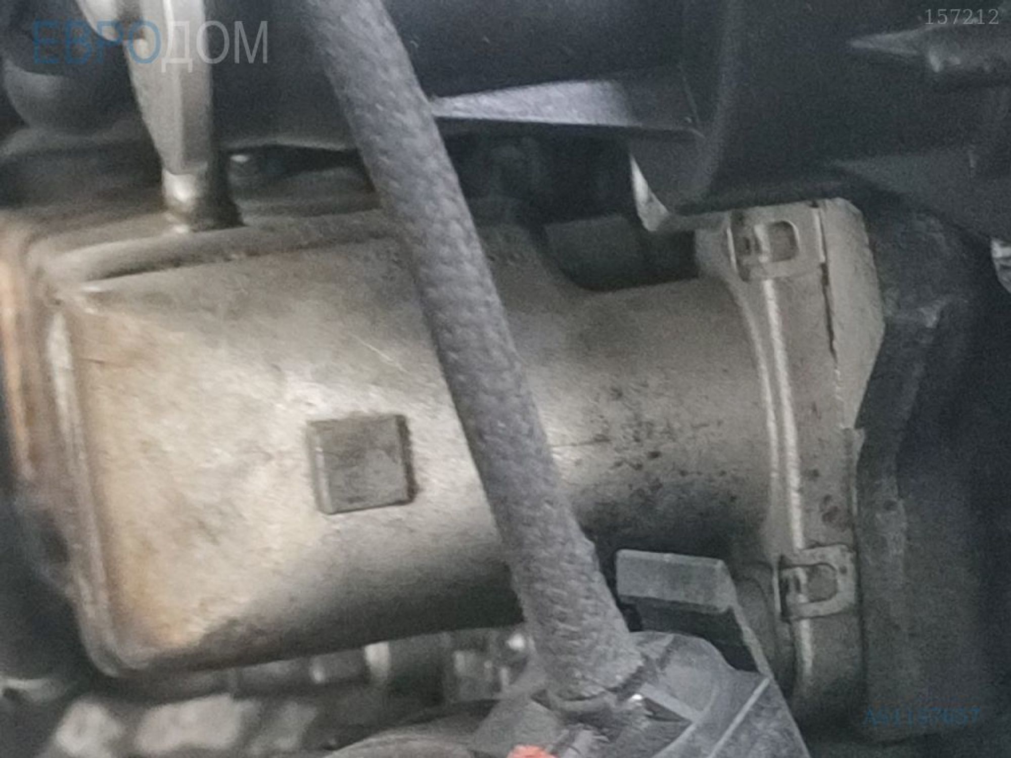 https://gcs.partsauto.market/rn-stockpro.appspot.com/thmbs/3237d7da8dc2136f56140620af6d0874/5dfc295f829c30f4c05d9a9170c2436e/842938e8800f0f03d0d367ac356cd653.jpg