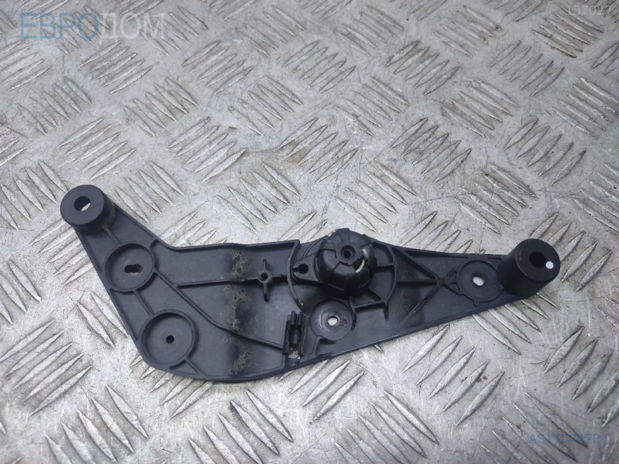 https://gcs.partsauto.market/rn-stockpro.appspot.com/thmbs/3237d7da8dc2136f56140620af6d0874/5fc14fd0903636bb63d7614223f594ec/03ddc9a460c857513eb62dedda9e8f66.jpg