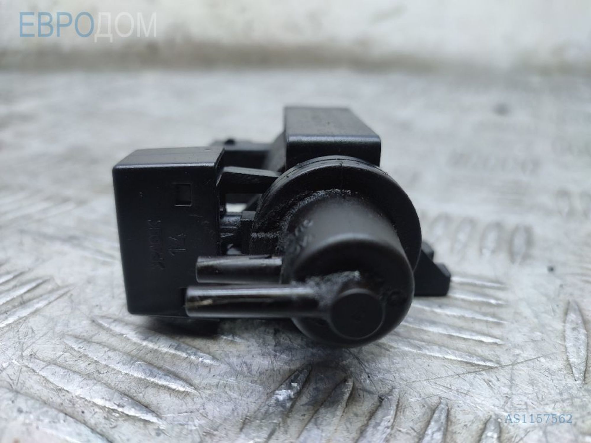 https://gcs.partsauto.market/rn-stockpro.appspot.com/thmbs/3237d7da8dc2136f56140620af6d0874/6821a179b8405ec81497ca2ad5afa5b0/b3d6b77fdadbe3186231d76bc4c367b3.jpg