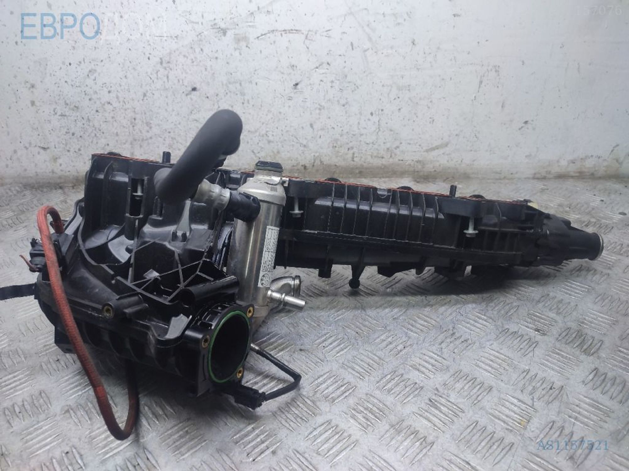 https://gcs.partsauto.market/rn-stockpro.appspot.com/thmbs/3237d7da8dc2136f56140620af6d0874/8163bc9cb1a6d4d8af9bb44d37e7d434/3dc87b4e4f02939fdb14de636375f494.jpg