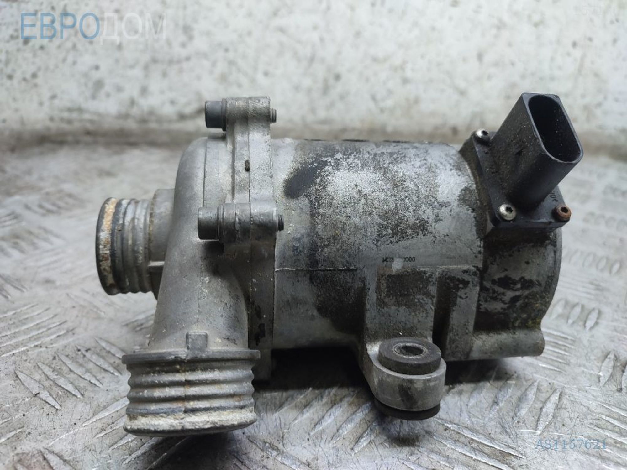 https://gcs.partsauto.market/rn-stockpro.appspot.com/thmbs/3237d7da8dc2136f56140620af6d0874/9063a896f7565b233e5f02b421db30c3/3becfc7a0f2c44c71065a18c552dfff2.jpg