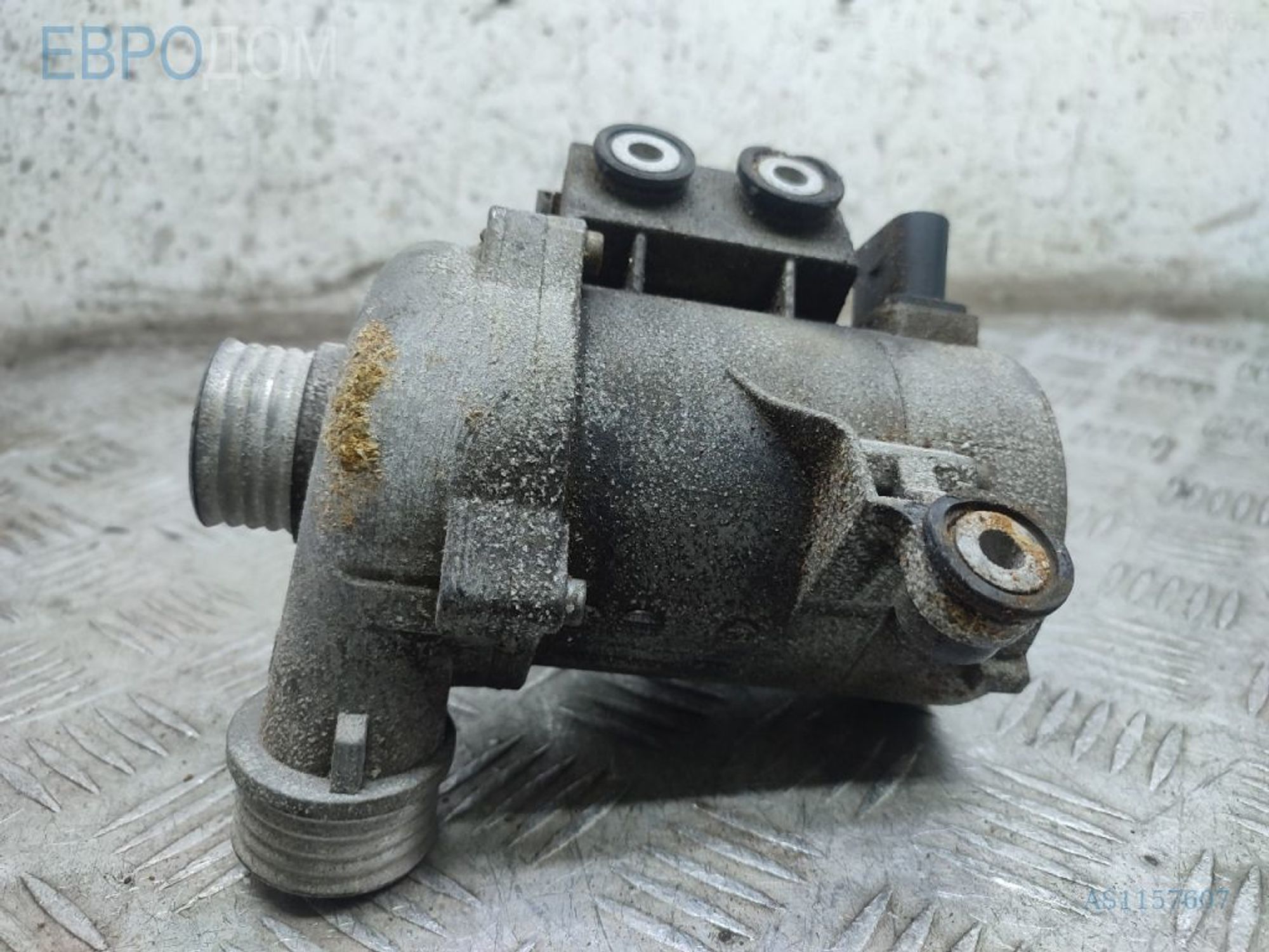 https://gcs.partsauto.market/rn-stockpro.appspot.com/thmbs/3237d7da8dc2136f56140620af6d0874/934a8d6708659507cc83f0ed58579e6a/d40a53a4abc98b5946b22ccadf48eca3.jpg