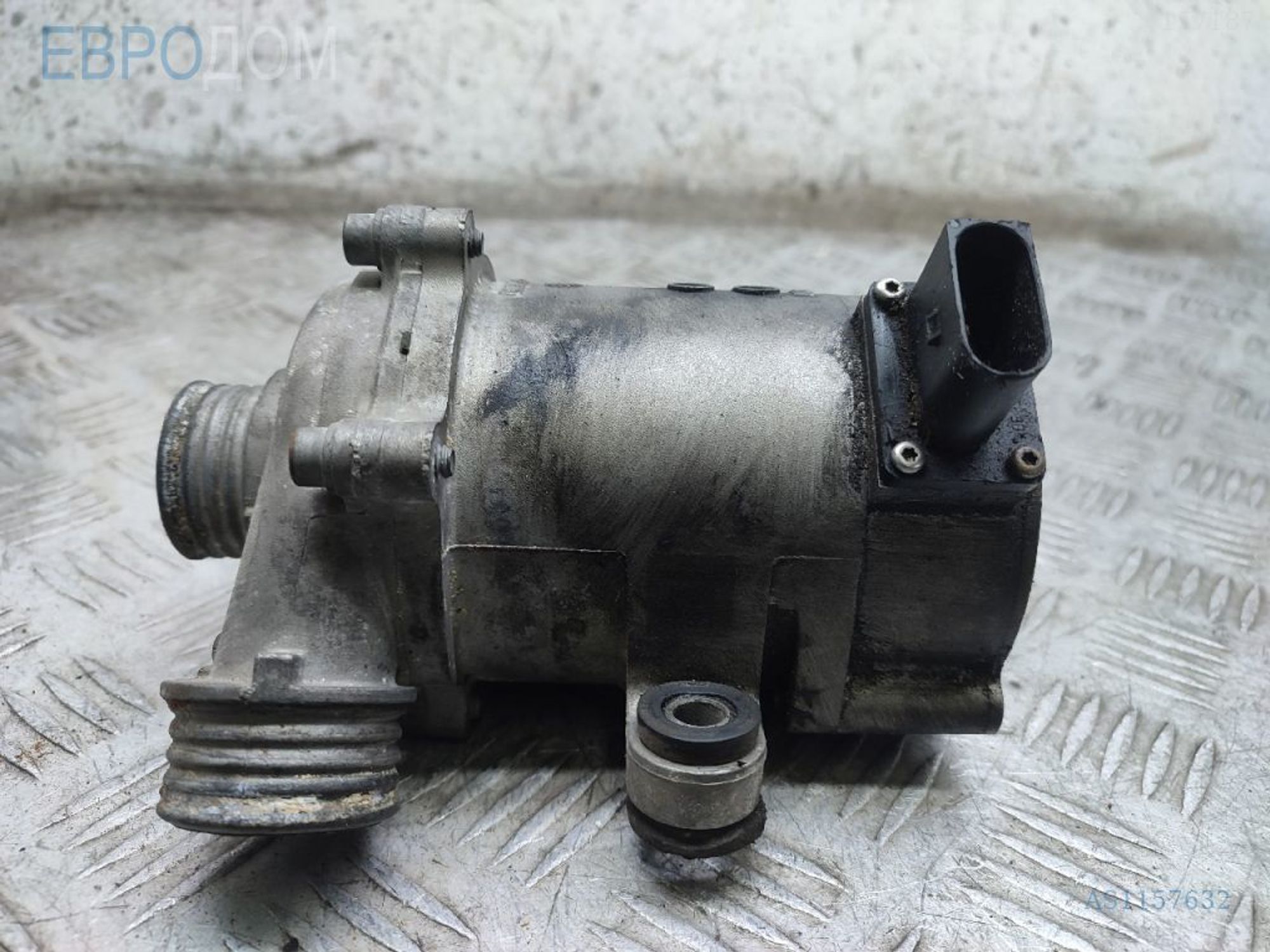 https://gcs.partsauto.market/rn-stockpro.appspot.com/thmbs/3237d7da8dc2136f56140620af6d0874/9a2fb8b0f811f1c9bc042bdadb6c506a/91d22a5e8d8d5eb84f09f1f7395122d2.jpg