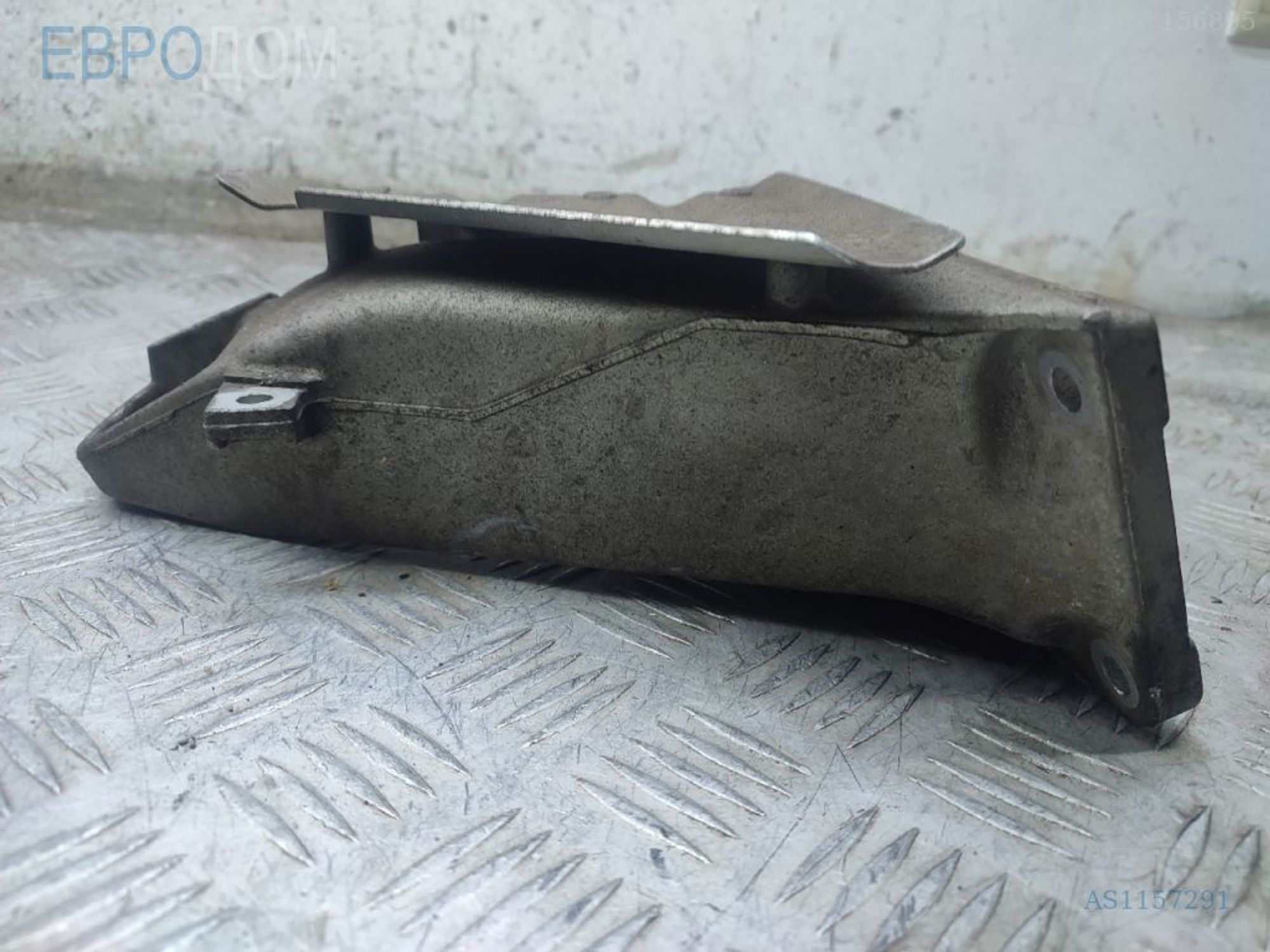 https://gcs.partsauto.market/rn-stockpro.appspot.com/thmbs/3237d7da8dc2136f56140620af6d0874/a03cfd3330d09bc92551a5bbbece7863/f5dc6aeb0daf7ccf5c338a8e6faf30ad.jpg