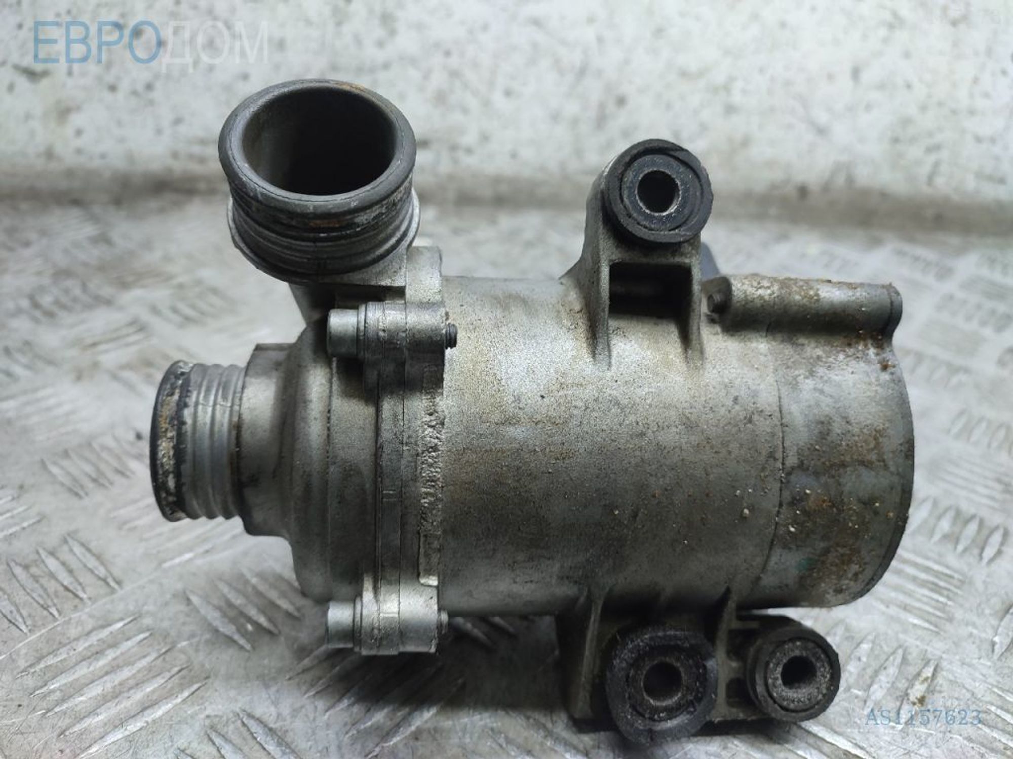 https://gcs.partsauto.market/rn-stockpro.appspot.com/thmbs/3237d7da8dc2136f56140620af6d0874/a734583250fb248b37b90b62308bd60e/d334b6e2048c7eb593aa9009629e5fd0.jpg