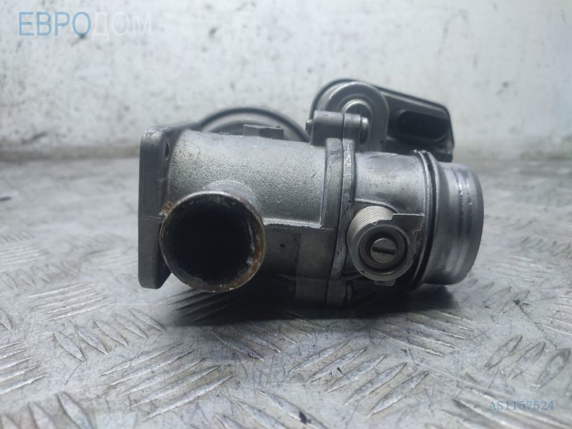 https://gcs.partsauto.market/rn-stockpro.appspot.com/thmbs/3237d7da8dc2136f56140620af6d0874/c0629ef7421f5d9315b2d9867cc0eaf9/8f95db7904fb87409eb26fd024eb3568.jpg