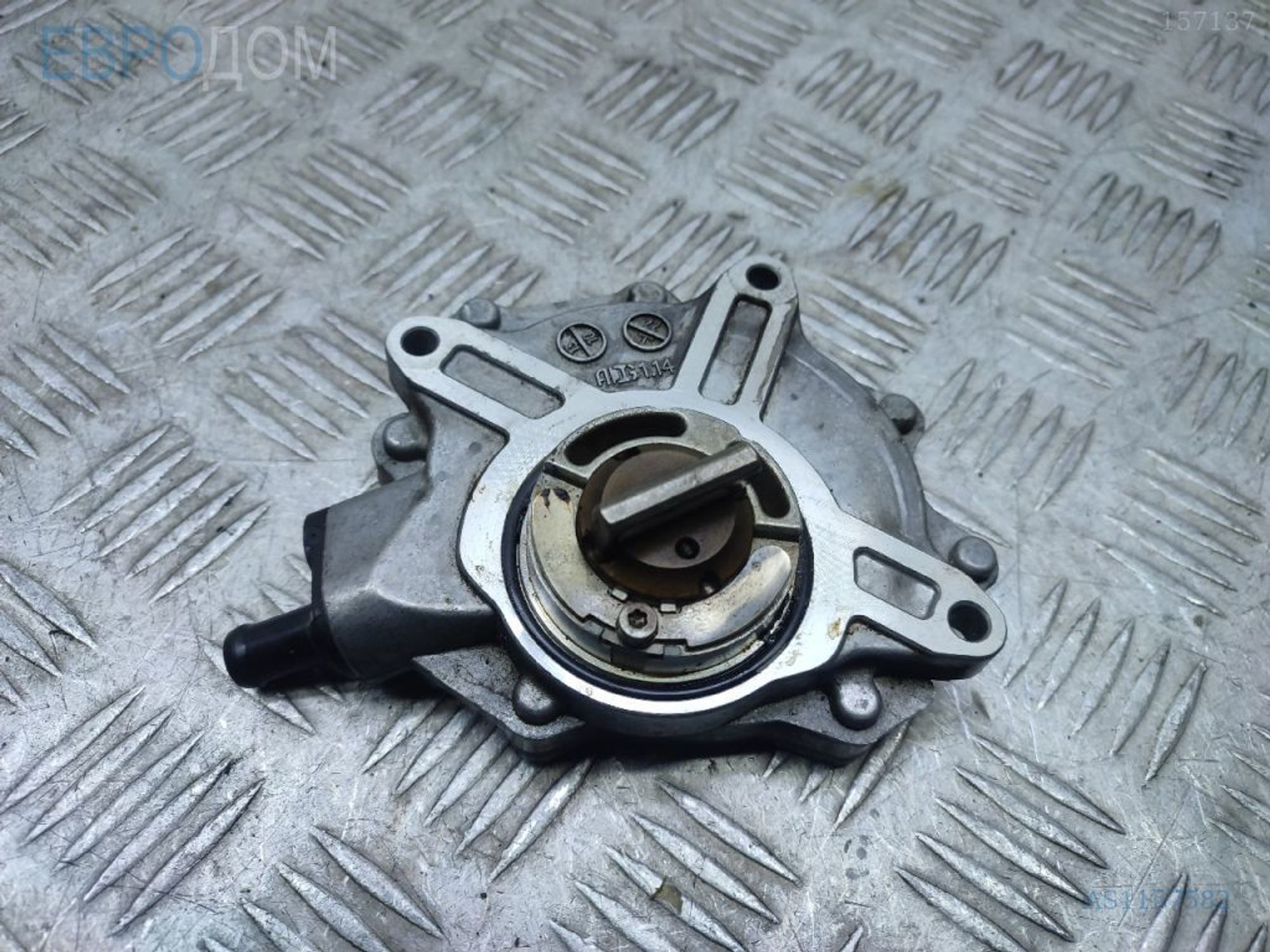 https://gcs.partsauto.market/rn-stockpro.appspot.com/thmbs/3237d7da8dc2136f56140620af6d0874/c1dd273f2b916c466e4e8d424c490d9d/b1f7a1e98ae36e5cafa0ee9e3d9b2134.jpg