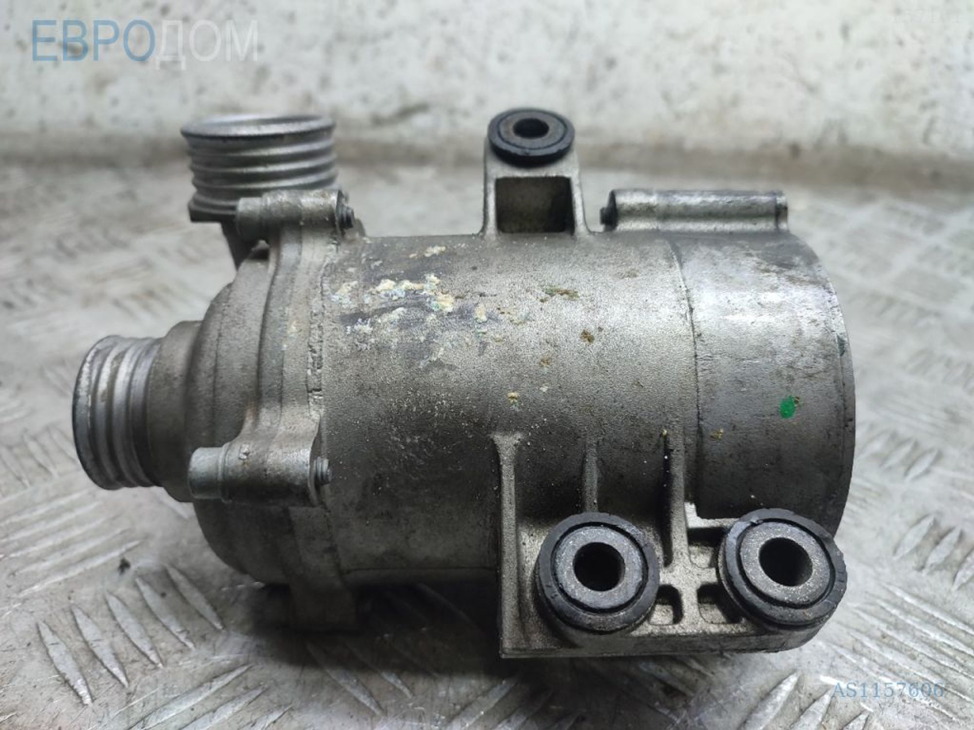 https://gcs.partsauto.market/rn-stockpro.appspot.com/thmbs/3237d7da8dc2136f56140620af6d0874/c1ddd55f136d1bdab5c6ba3933b200fd/ef7ab1cb9c11077c64766d8fcc5577e7.jpg