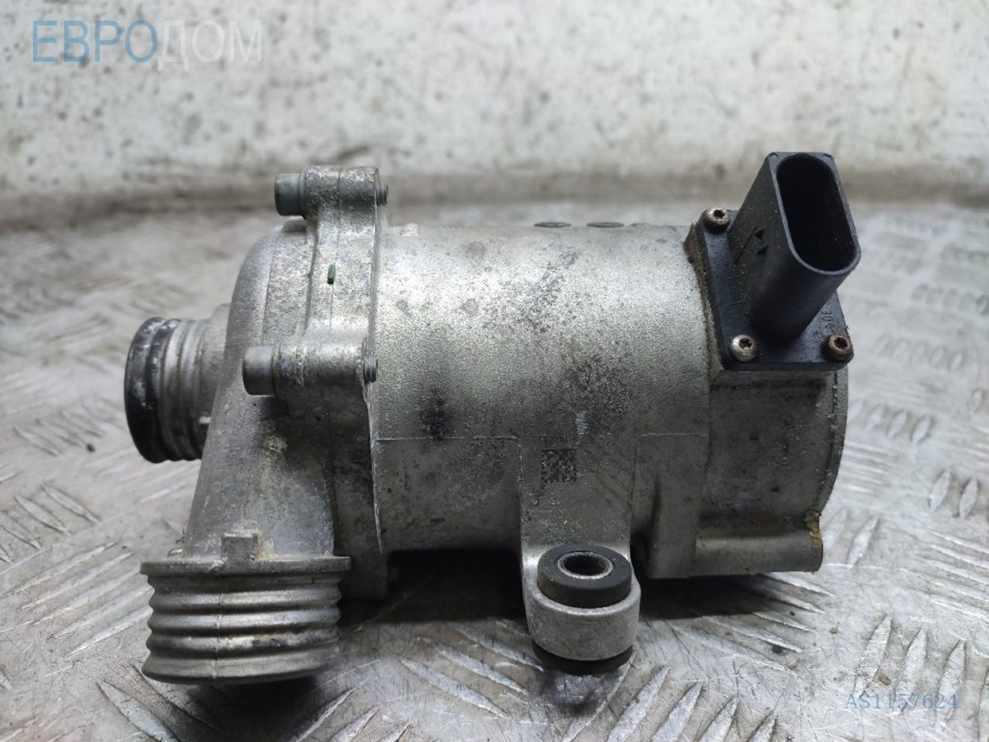https://gcs.partsauto.market/rn-stockpro.appspot.com/thmbs/3237d7da8dc2136f56140620af6d0874/c56449782e73da7d612fde63f98c9ffb/17f9ee99479fe0c4d887ec3a40da5d83.jpg