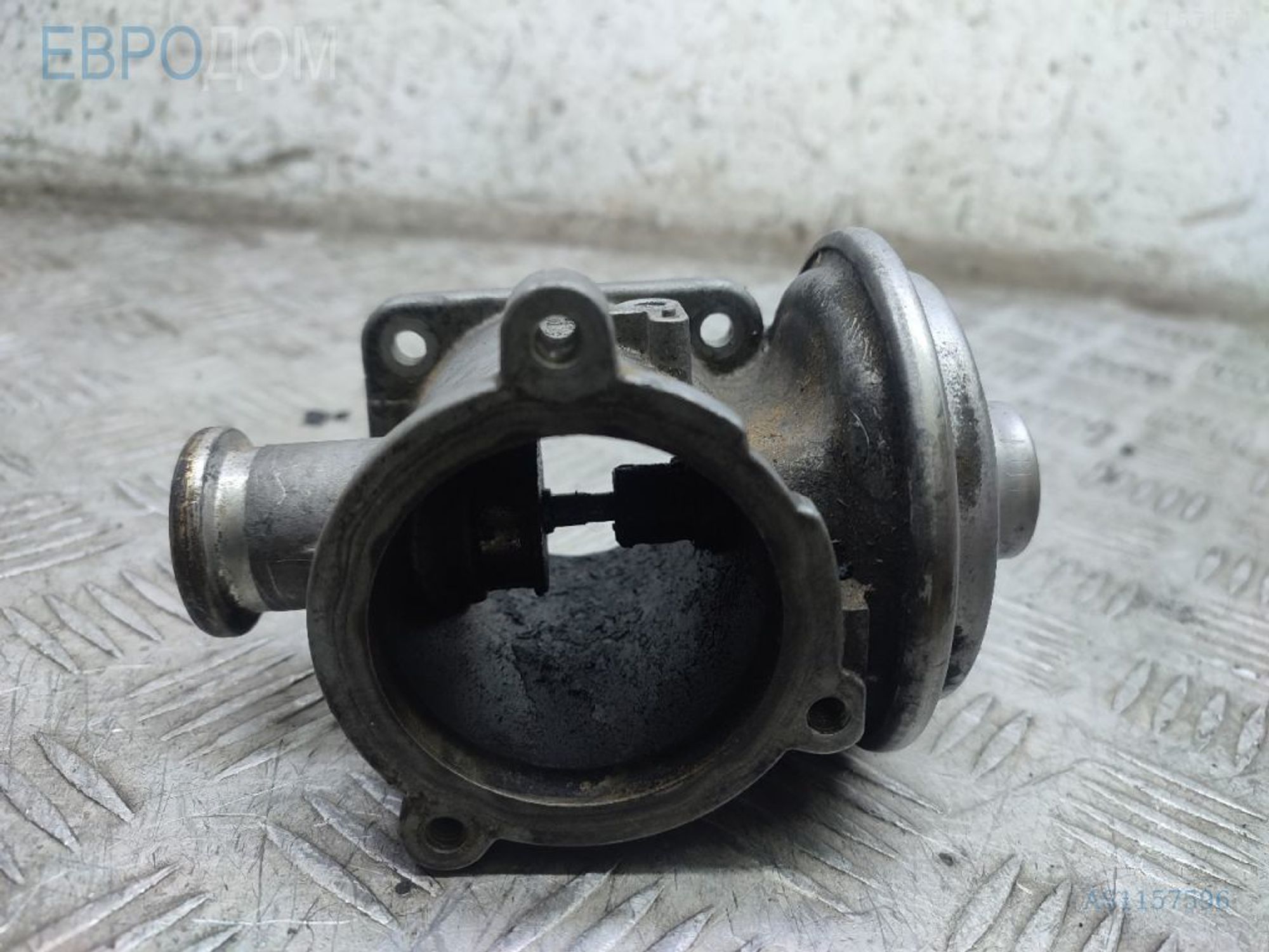 https://gcs.partsauto.market/rn-stockpro.appspot.com/thmbs/3237d7da8dc2136f56140620af6d0874/cc199e0684e04029fba90b9f37abbc70/fc5b3487381a7837e9fe6838b950d263.jpg
