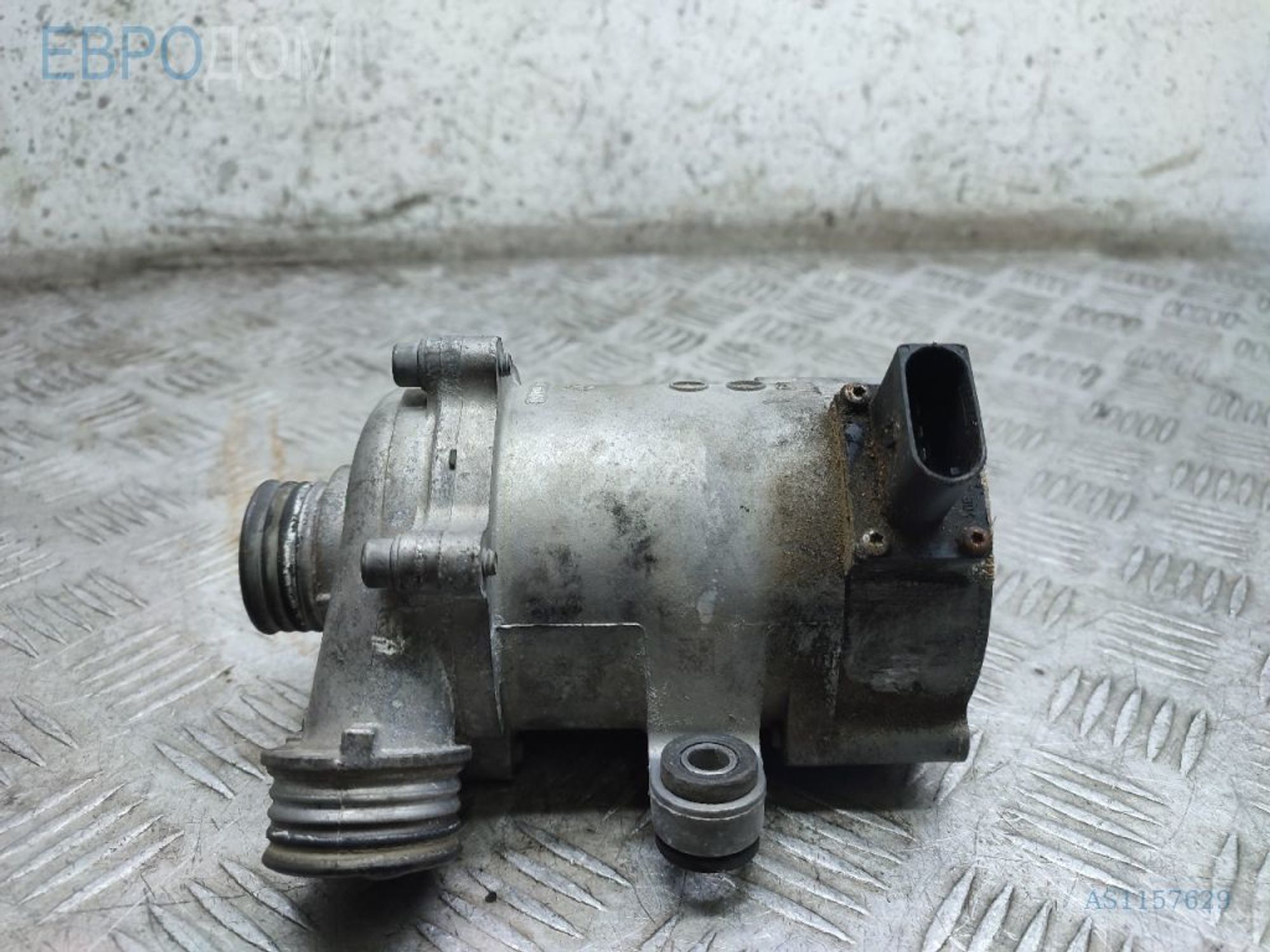 https://gcs.partsauto.market/rn-stockpro.appspot.com/thmbs/3237d7da8dc2136f56140620af6d0874/cc93ff10f8ec92a02f493d23810661aa/e5f4bdddbce7c22083fbf1a876509f38.jpg