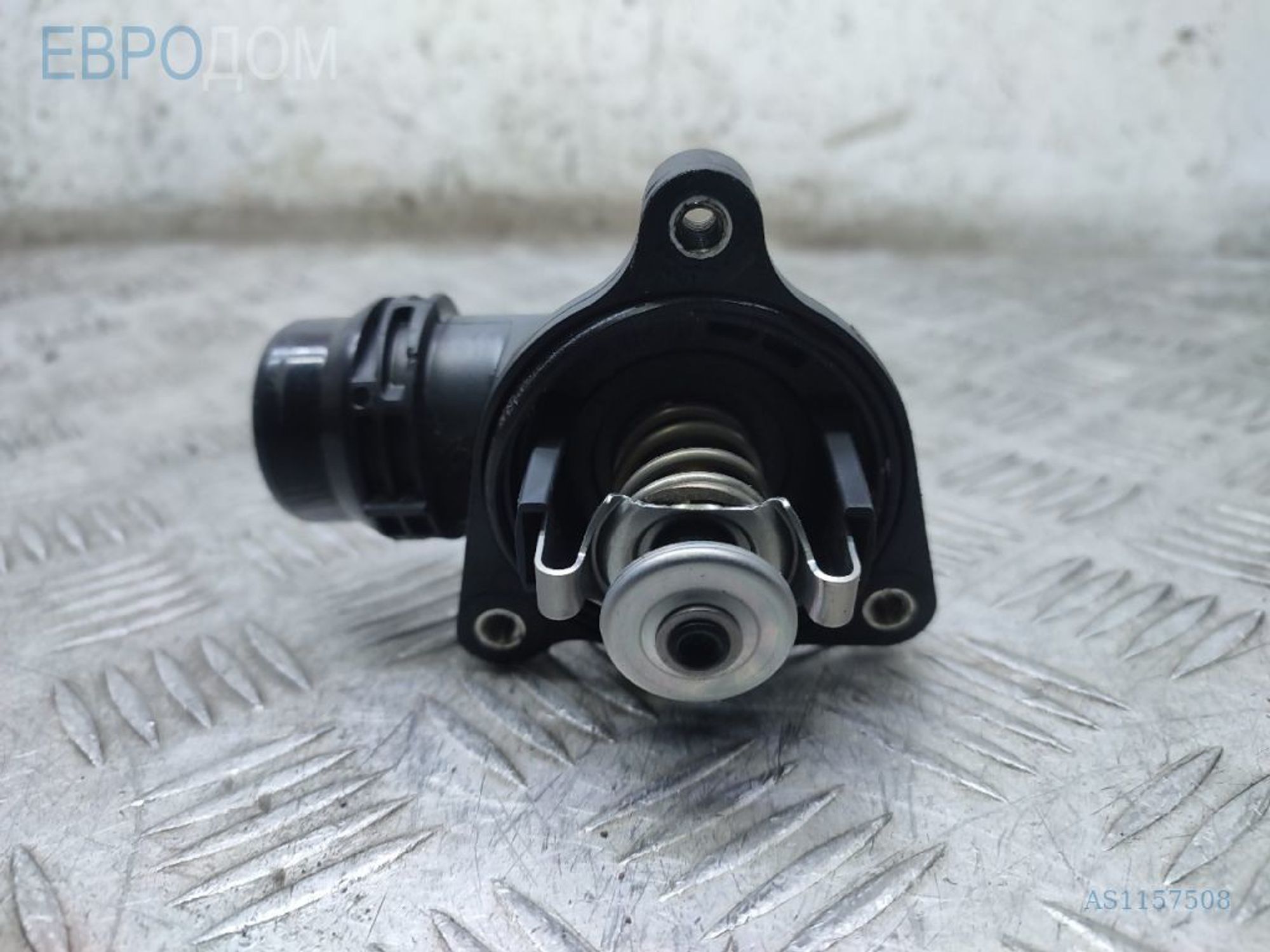 https://gcs.partsauto.market/rn-stockpro.appspot.com/thmbs/3237d7da8dc2136f56140620af6d0874/d42714ea8cd304c8b09e927216be4363/d8dbae8dd9699646bc664cf155cf20b3.jpg